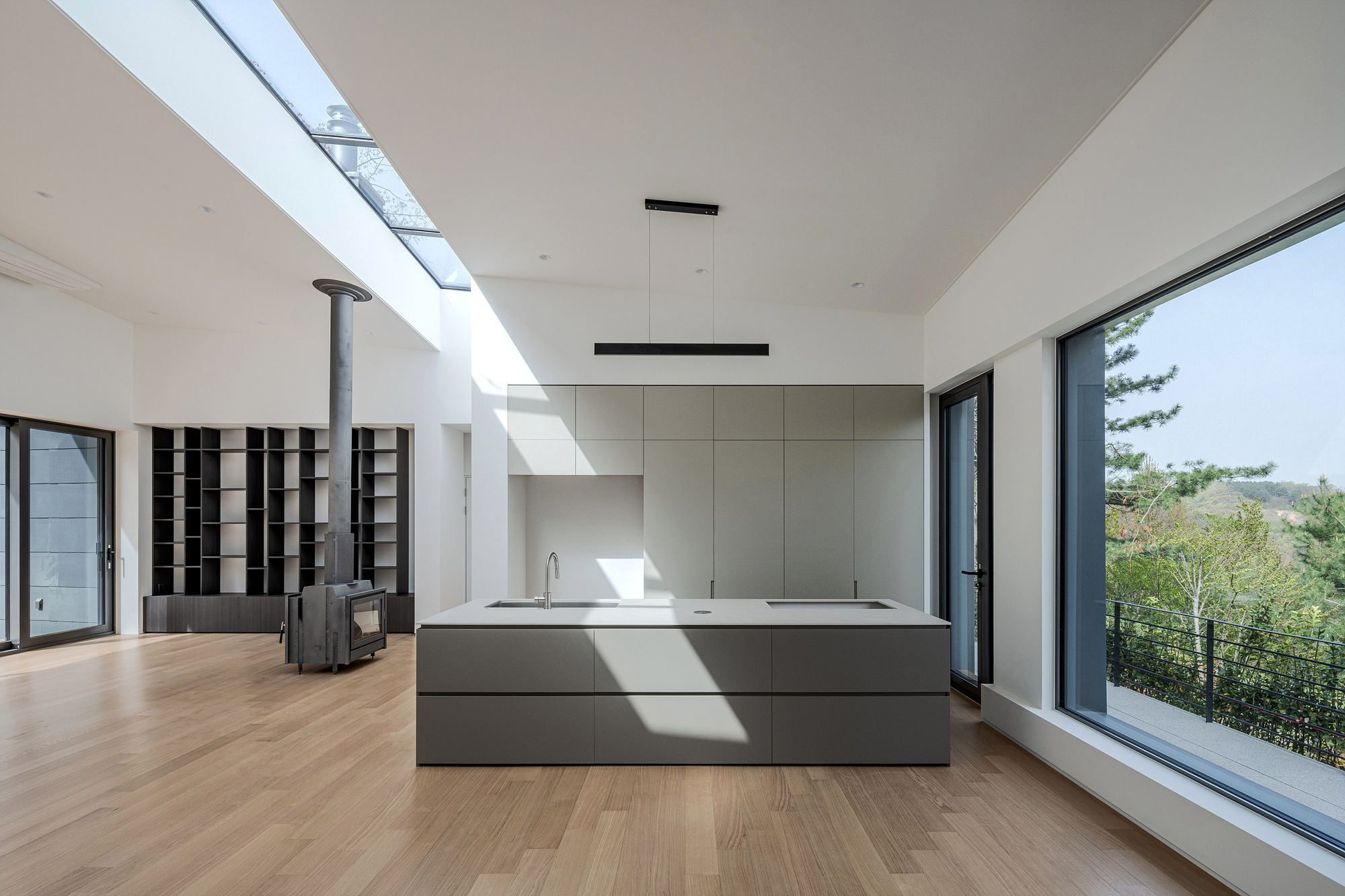 Plateau House by ANM Architizer