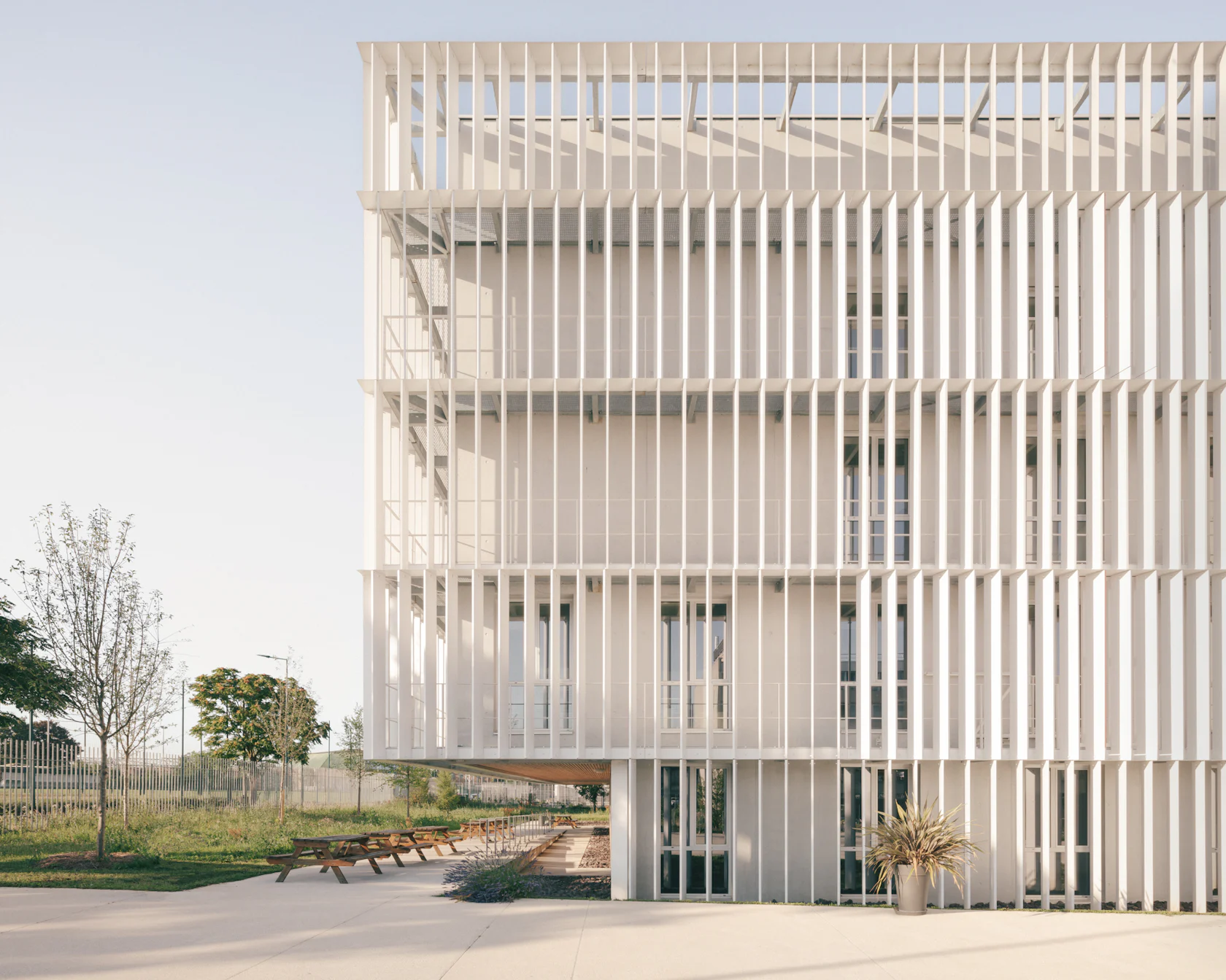 ESIEE-IT school of engineering and digital expertise's by Vallet de ...