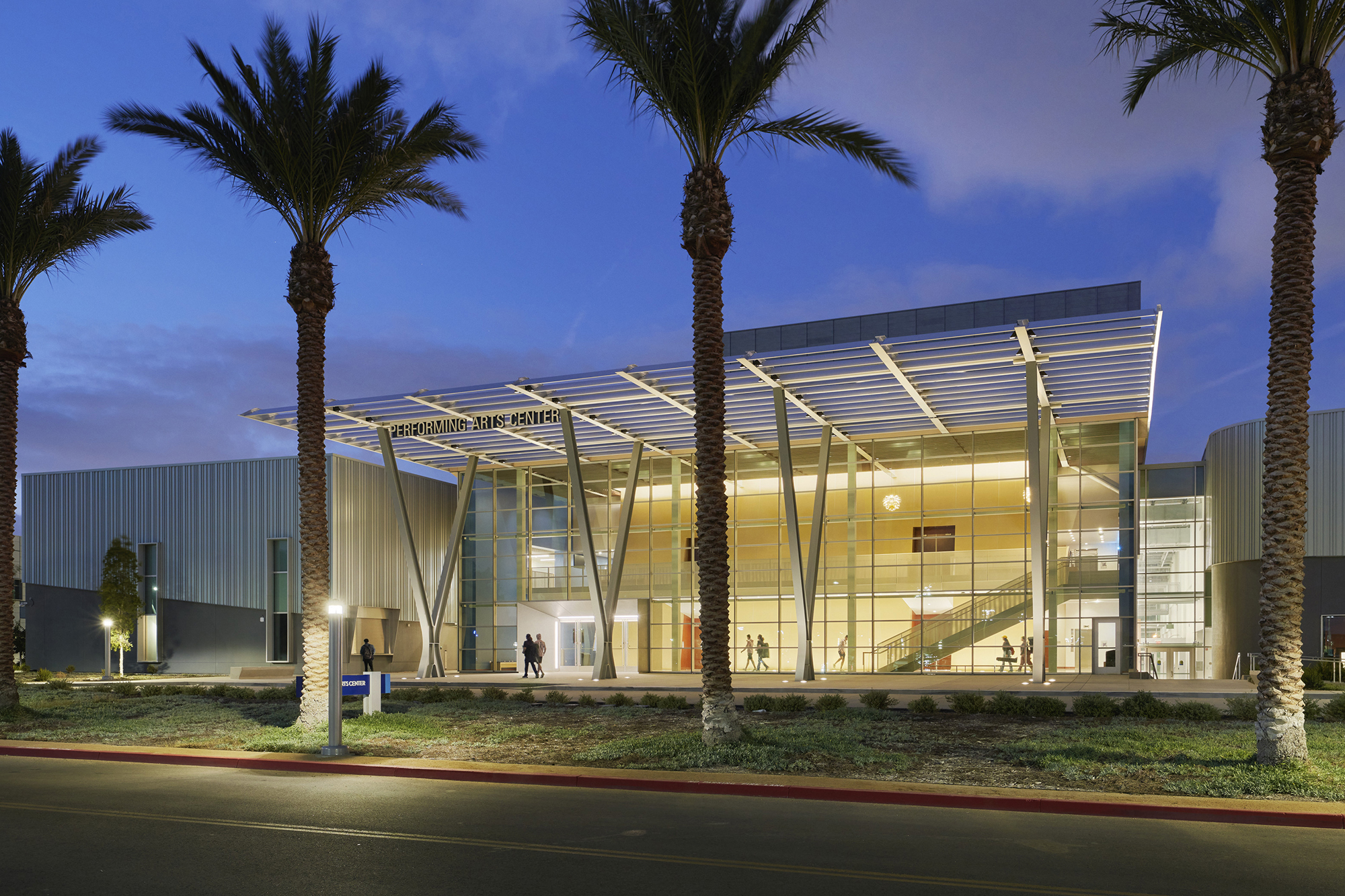 Cerritos College Performing Arts Center by Perkins Eastman Pfeiffer