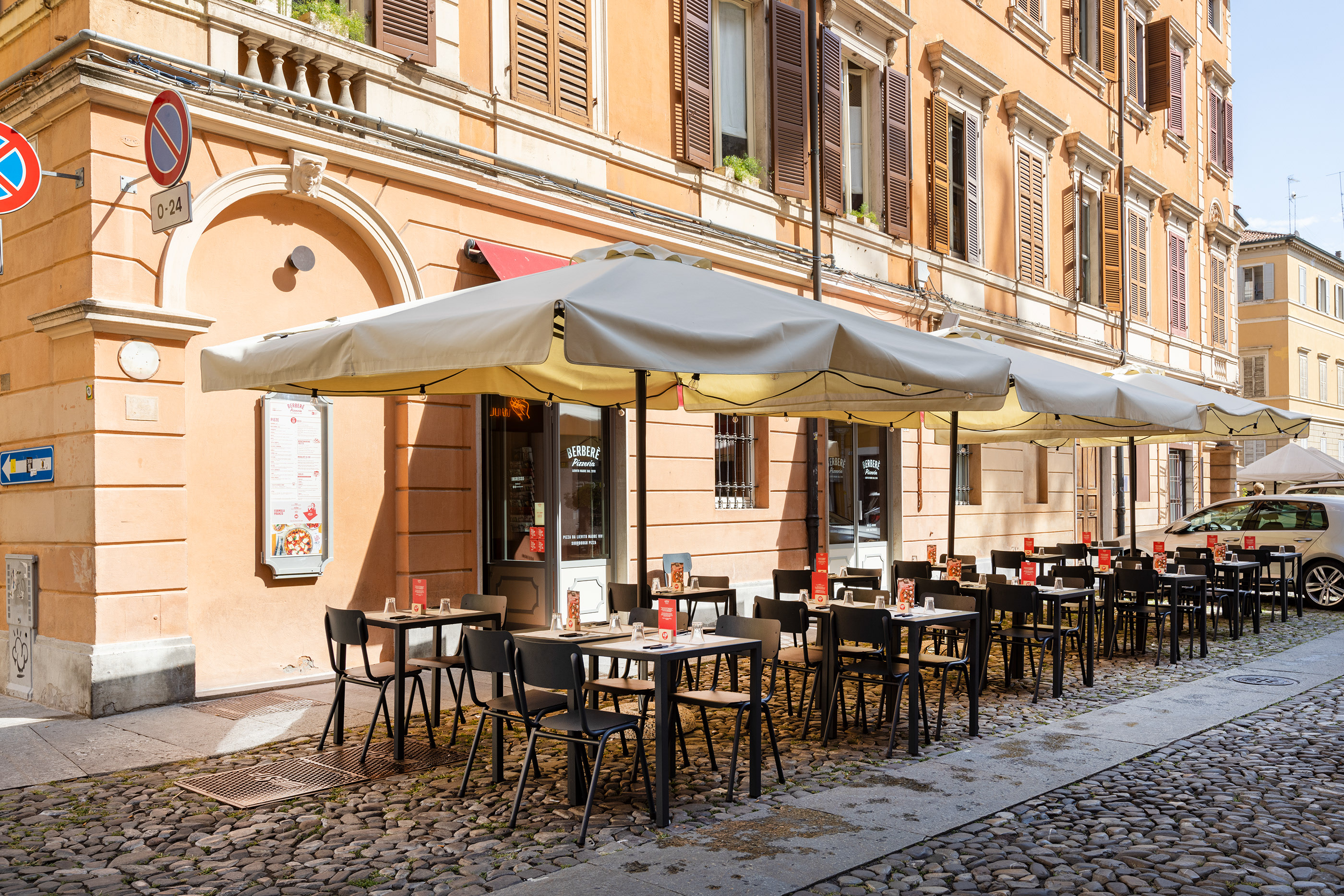 berber-modena-via-del-taglio-by-avamposti-architettura-architizer