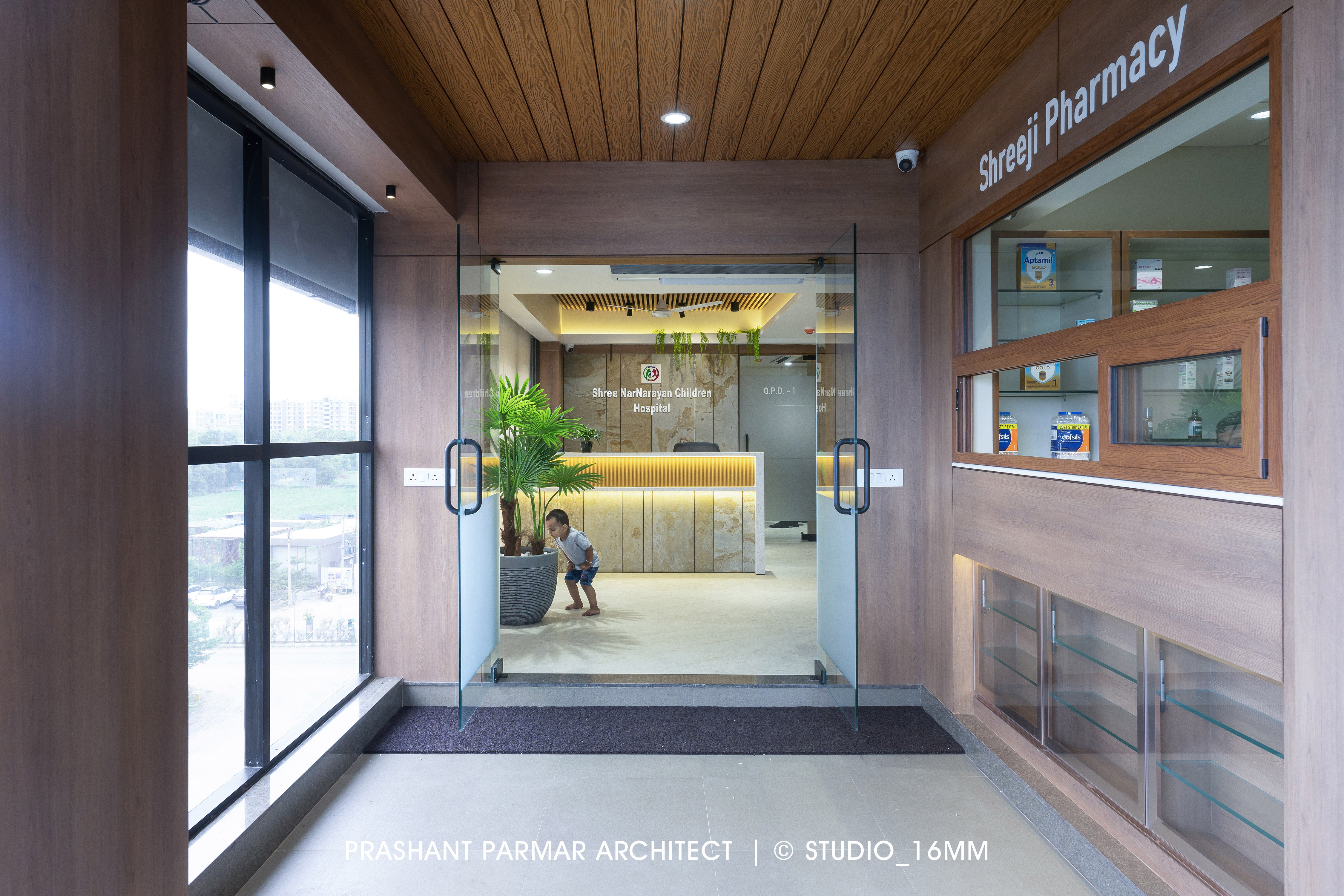 Shree Narnarayan Children Hospital in Gandhinagar by Prashant Parmar