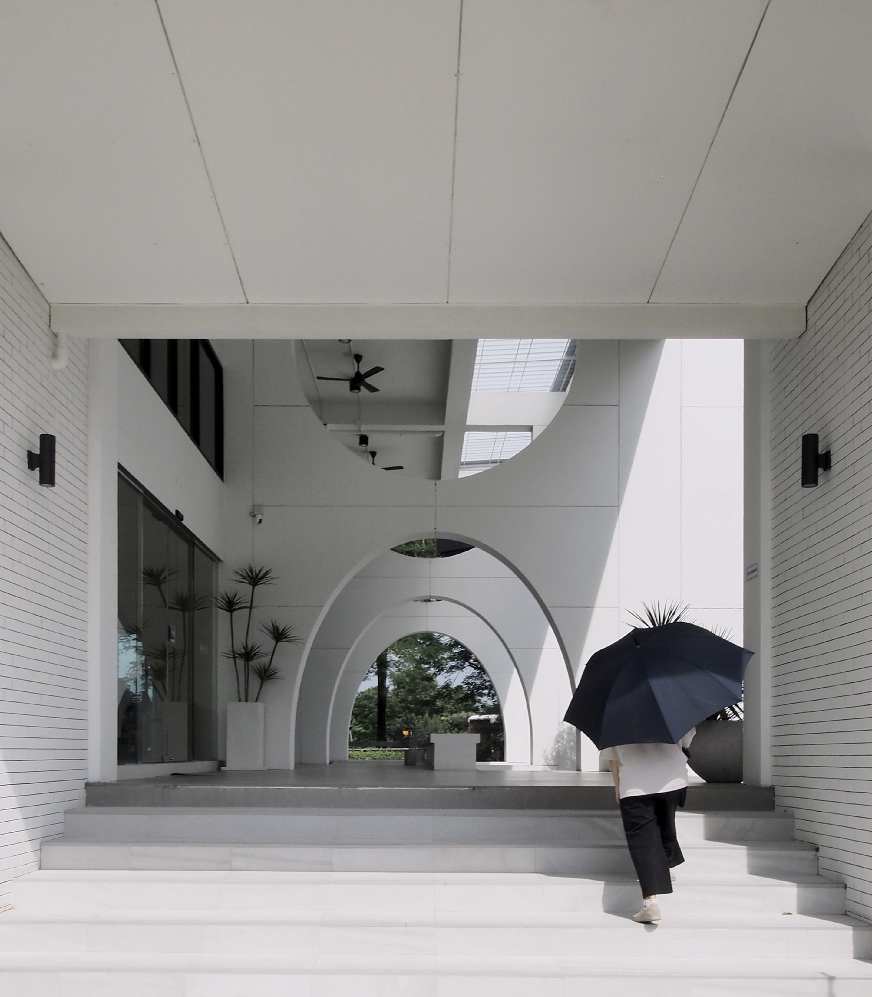 Bitter Kiss Cafe by ASWA (Architectural Studio of Work Aholic