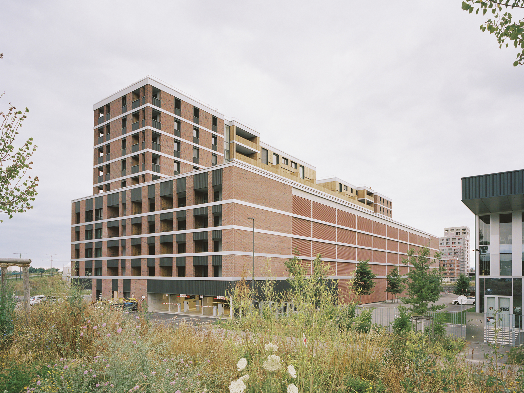 Citadelle Dock1, ZAC DeuxRives by Dietrich Untertrifaller Architizer