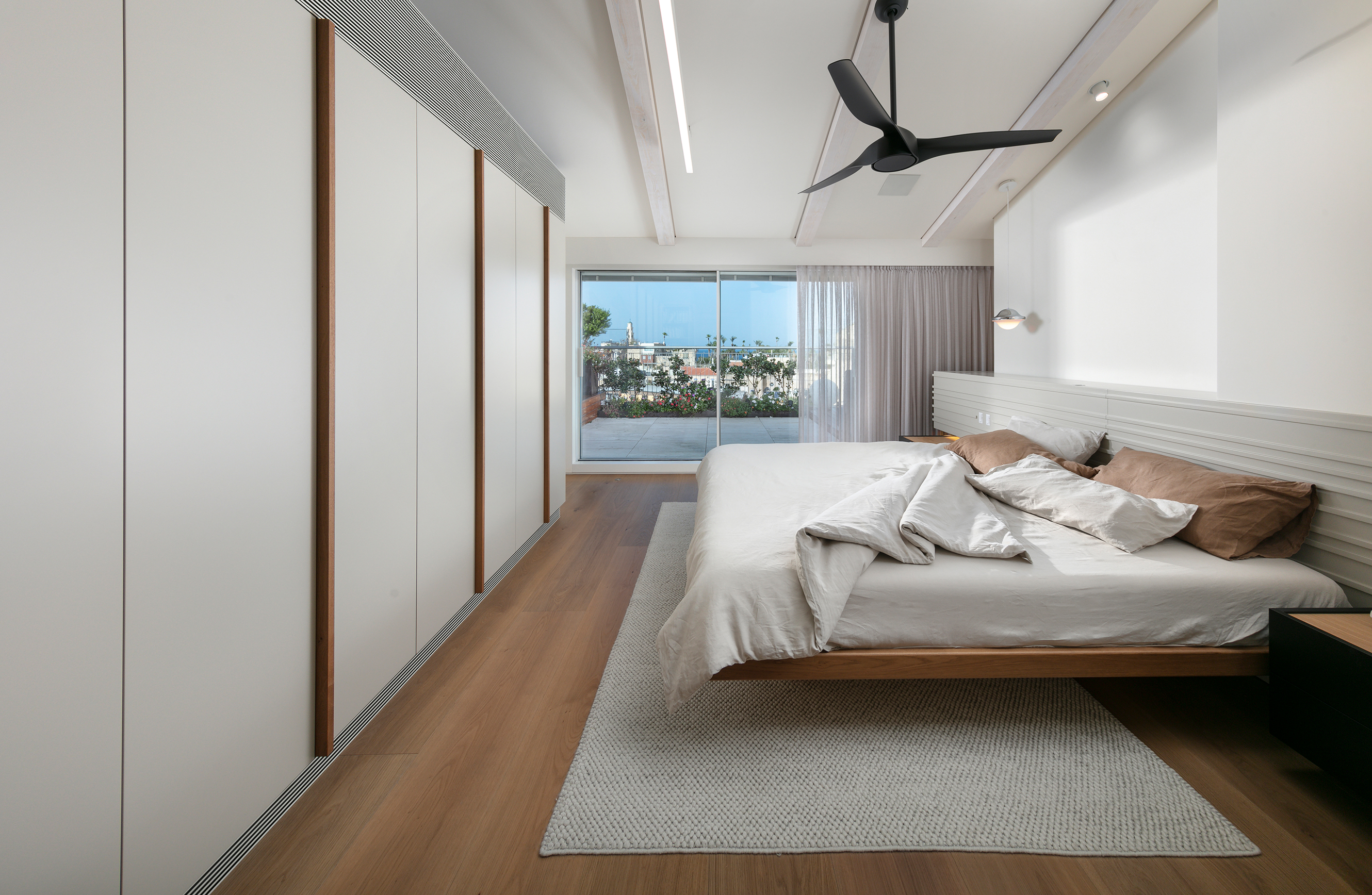 The Penthouse with Balconies - This Penthouse Has a Balcony for Every ... - Penthouse Apartments With Private Balcony Views