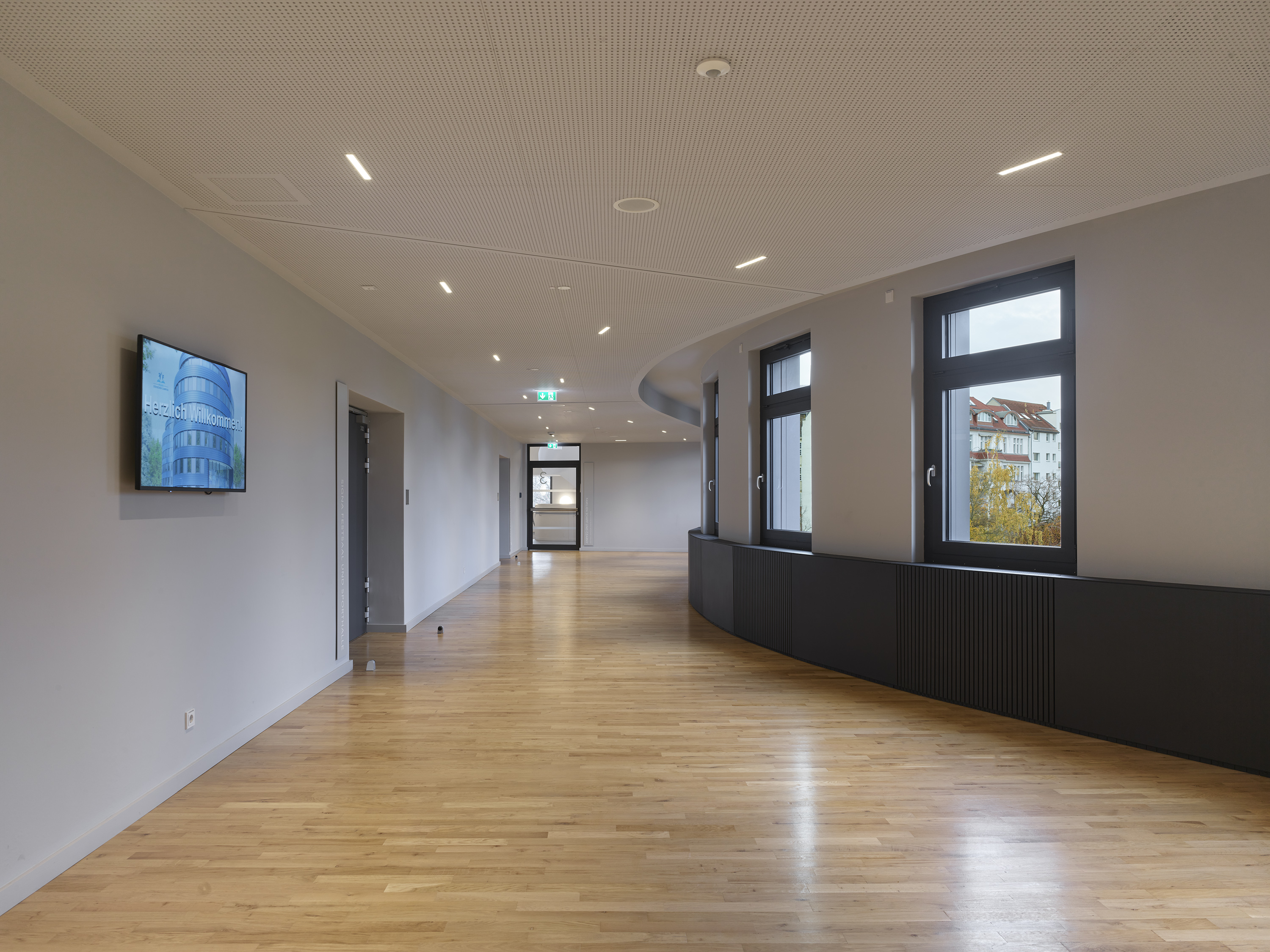 Pears Jewish Campus The Blue House, Berlin by TCHOBAN VOSS