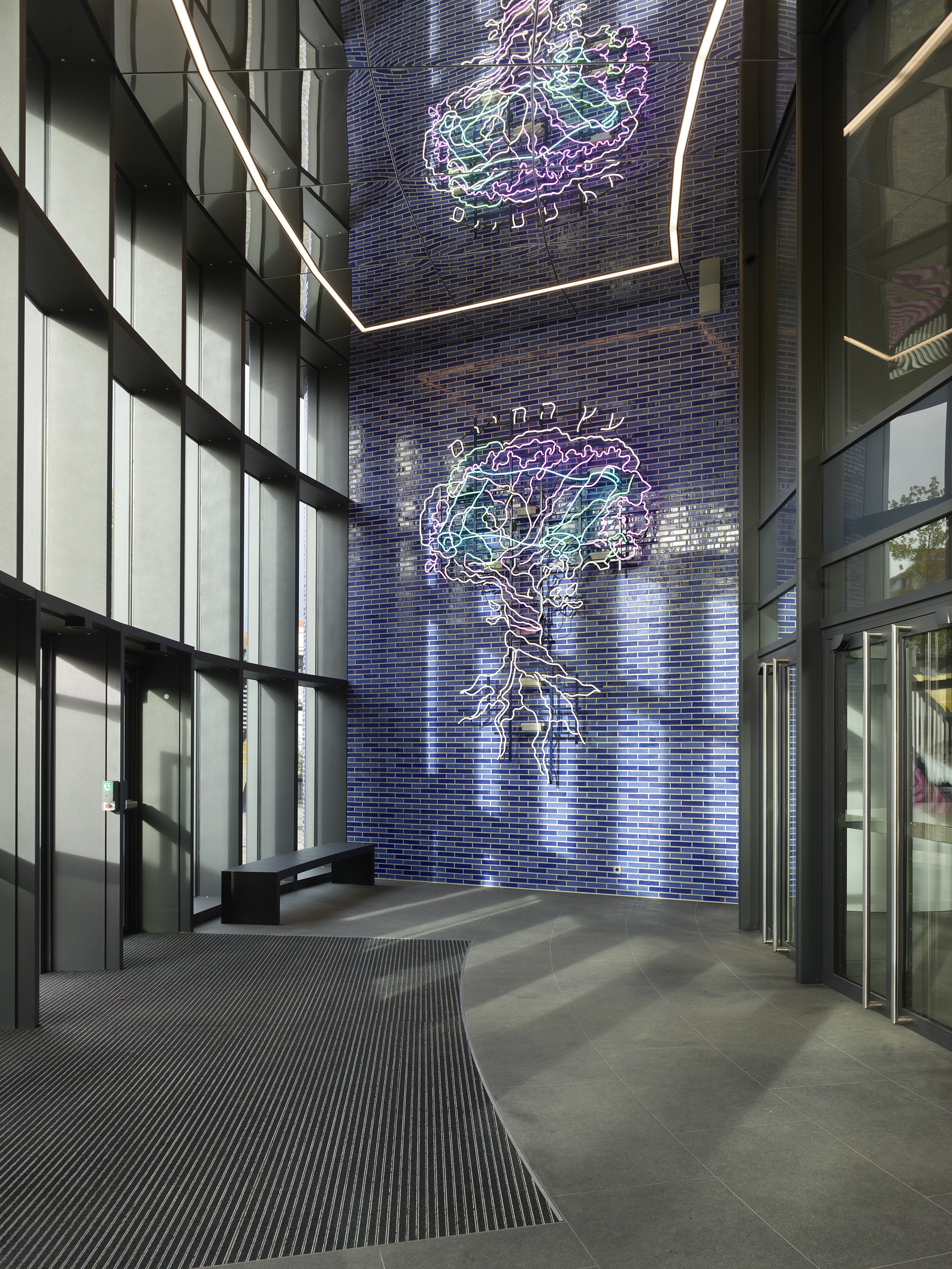 Pears Jewish Campus The Blue House, Berlin by TCHOBAN VOSS