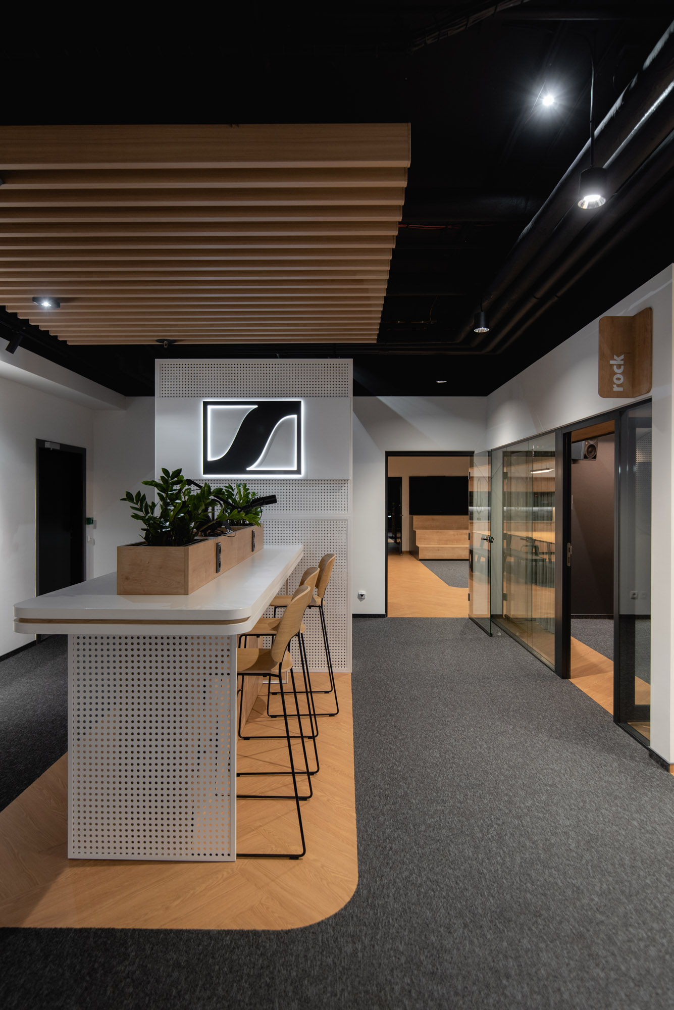 officeworks sennheiser