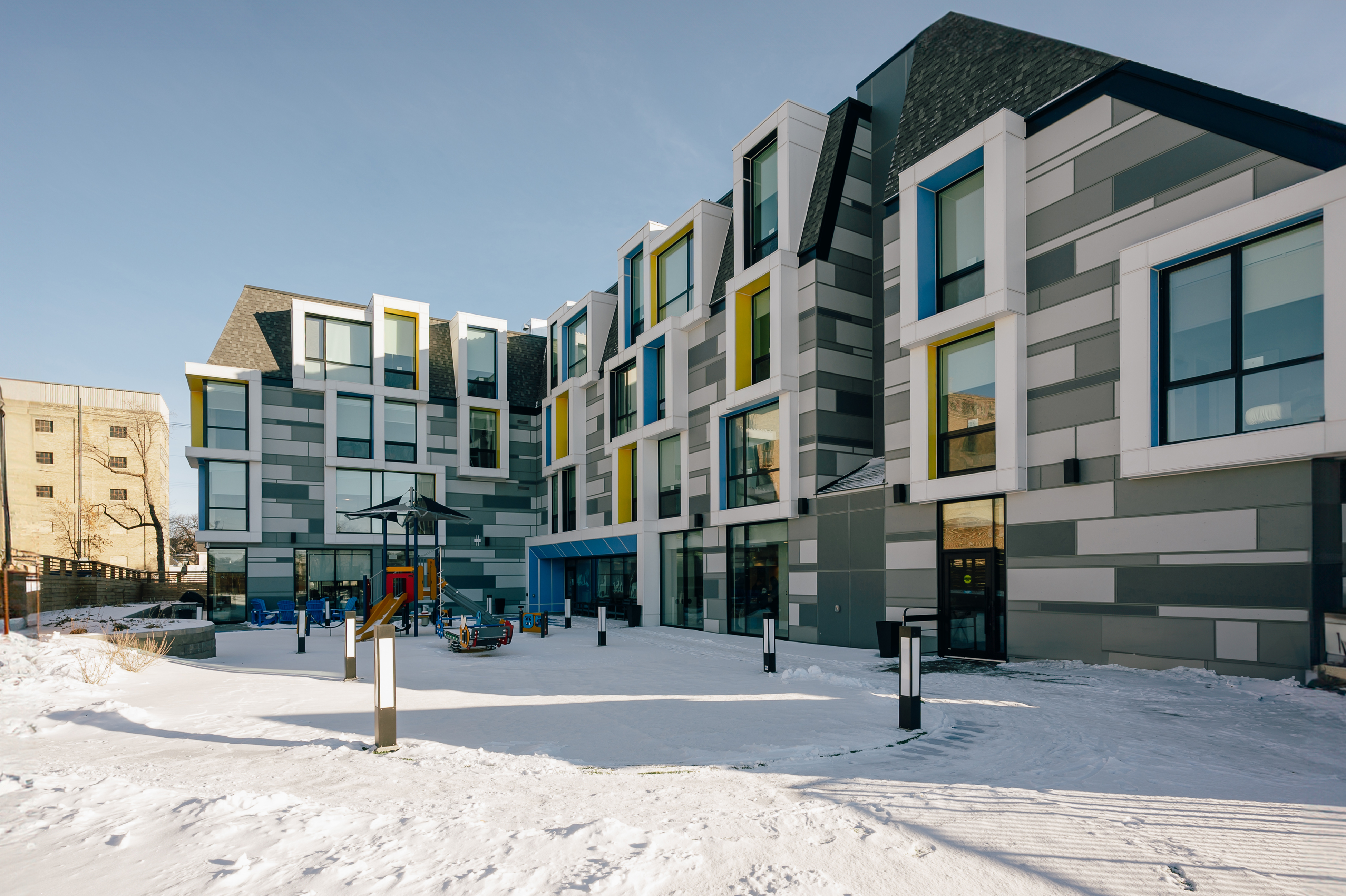 Idea 3842392: Ronald McDonald House Manitoba by ft3 Architecture ...