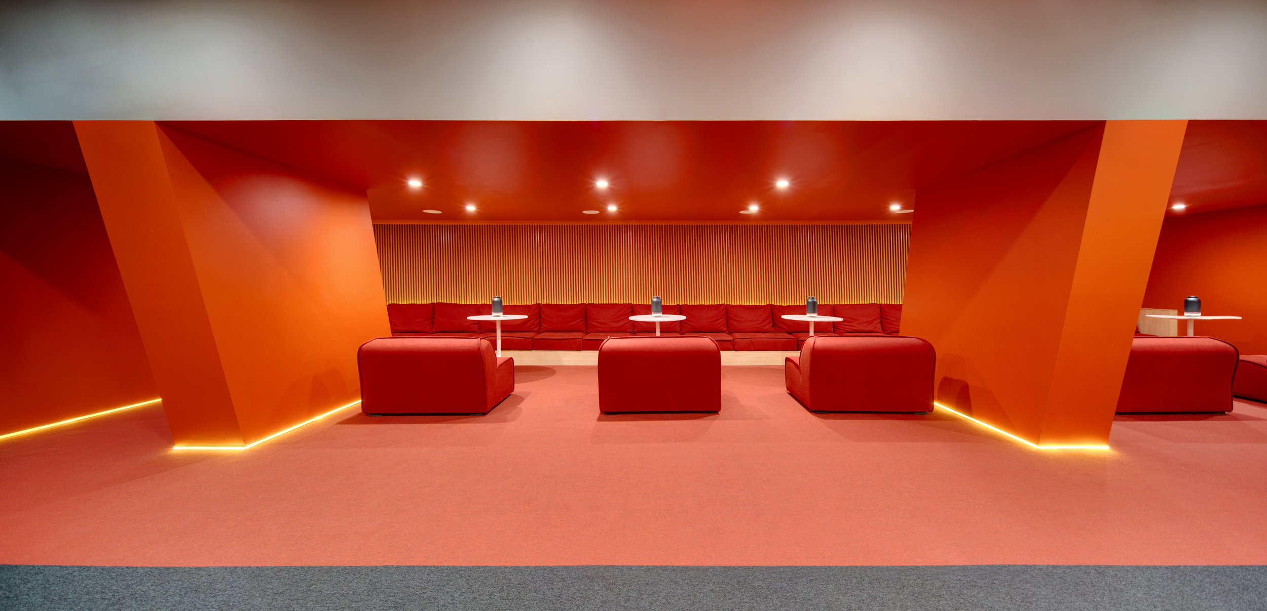 MULTIPLEX ATMOSPHERE CINEMA by MAKHNO Studio - Architizer