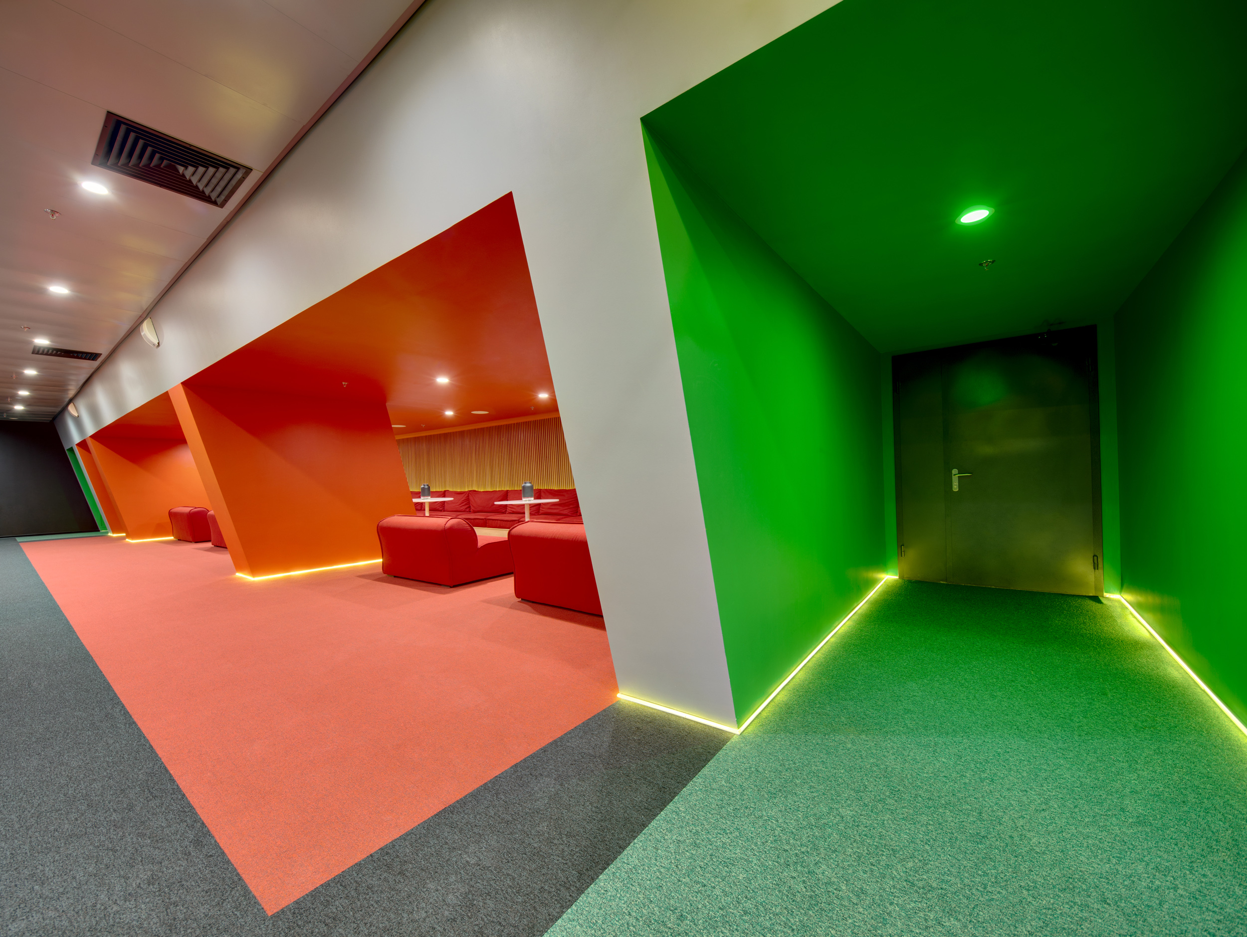 MULTIPLEX ATMOSPHERE CINEMA by MAKHNO Studio - Architizer