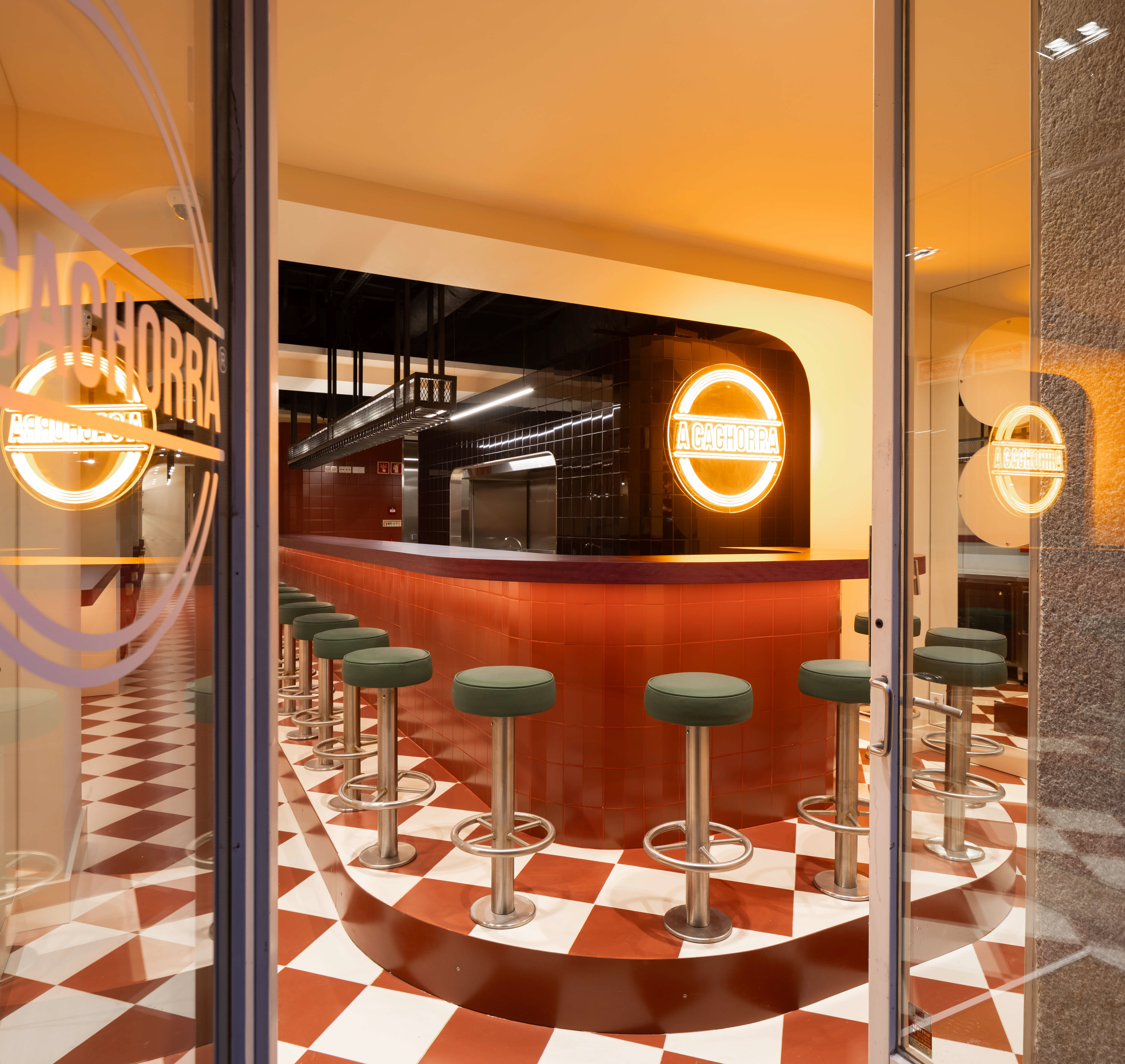 RM RESTAURANT&SNACK BAR by ESQVTA | interior design & architecture ...