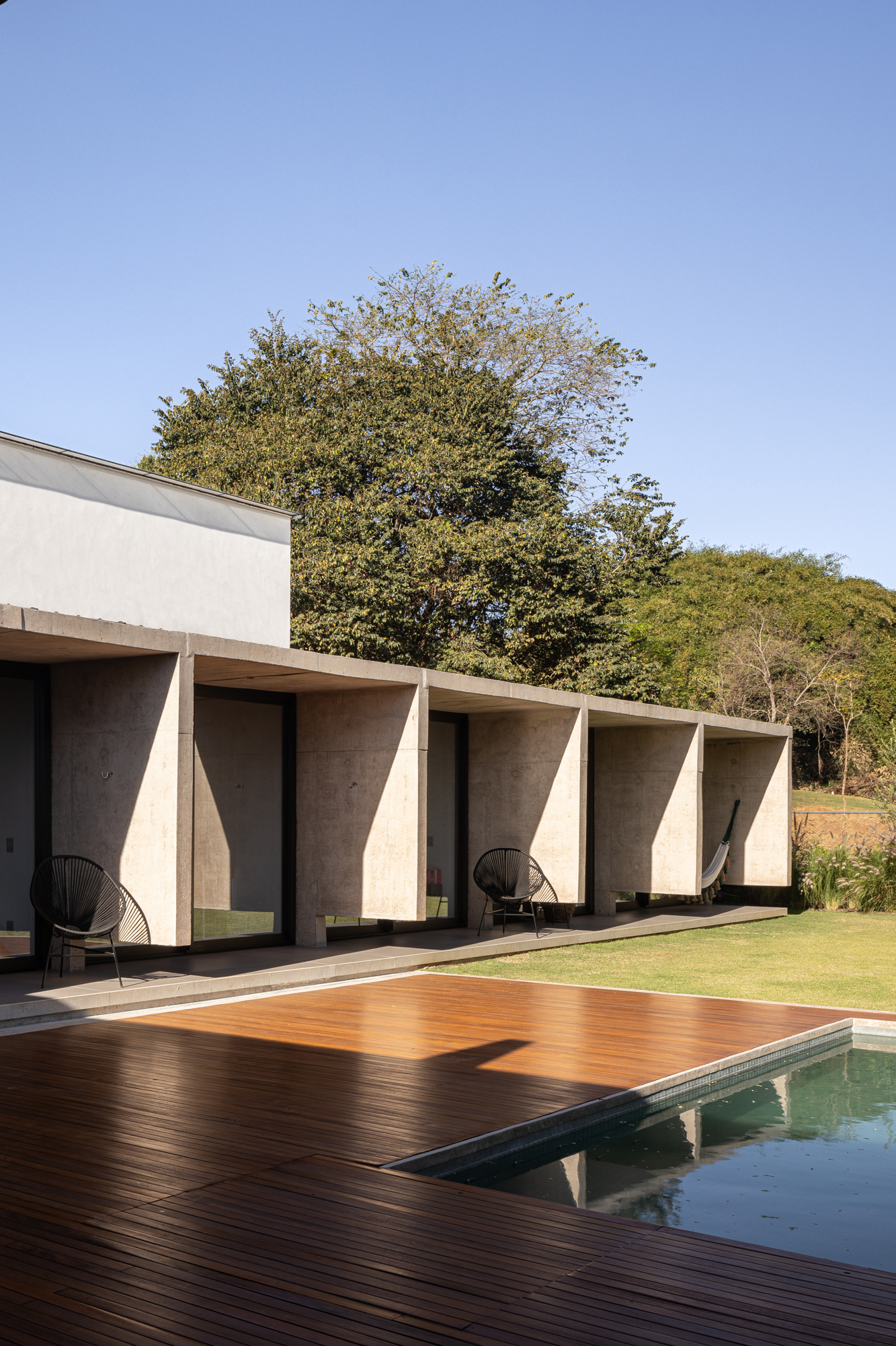 Dante House by BLOCO Arquitetos - Architizer