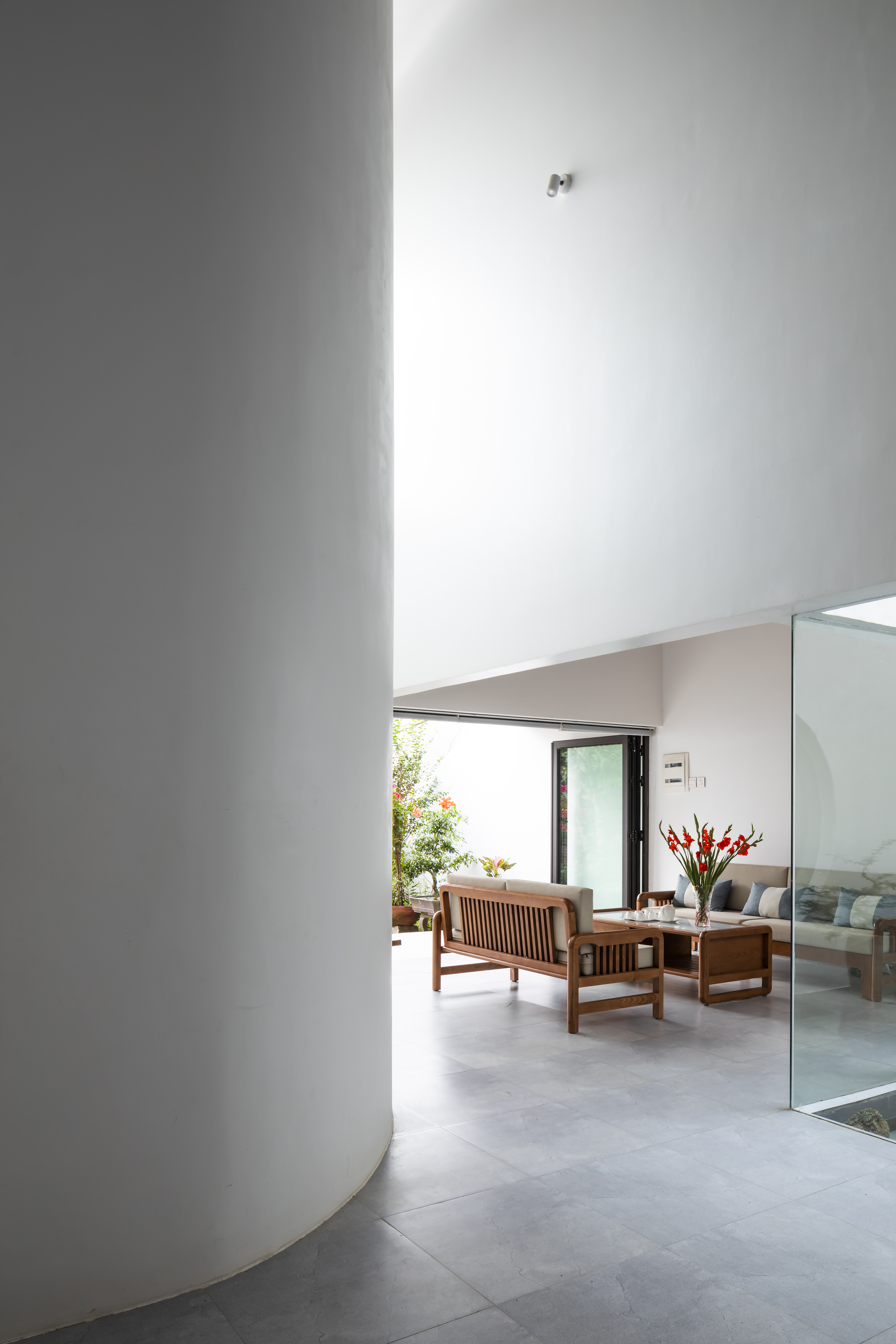 QUANG NGAI HOUSE by 6717studio - Architizer