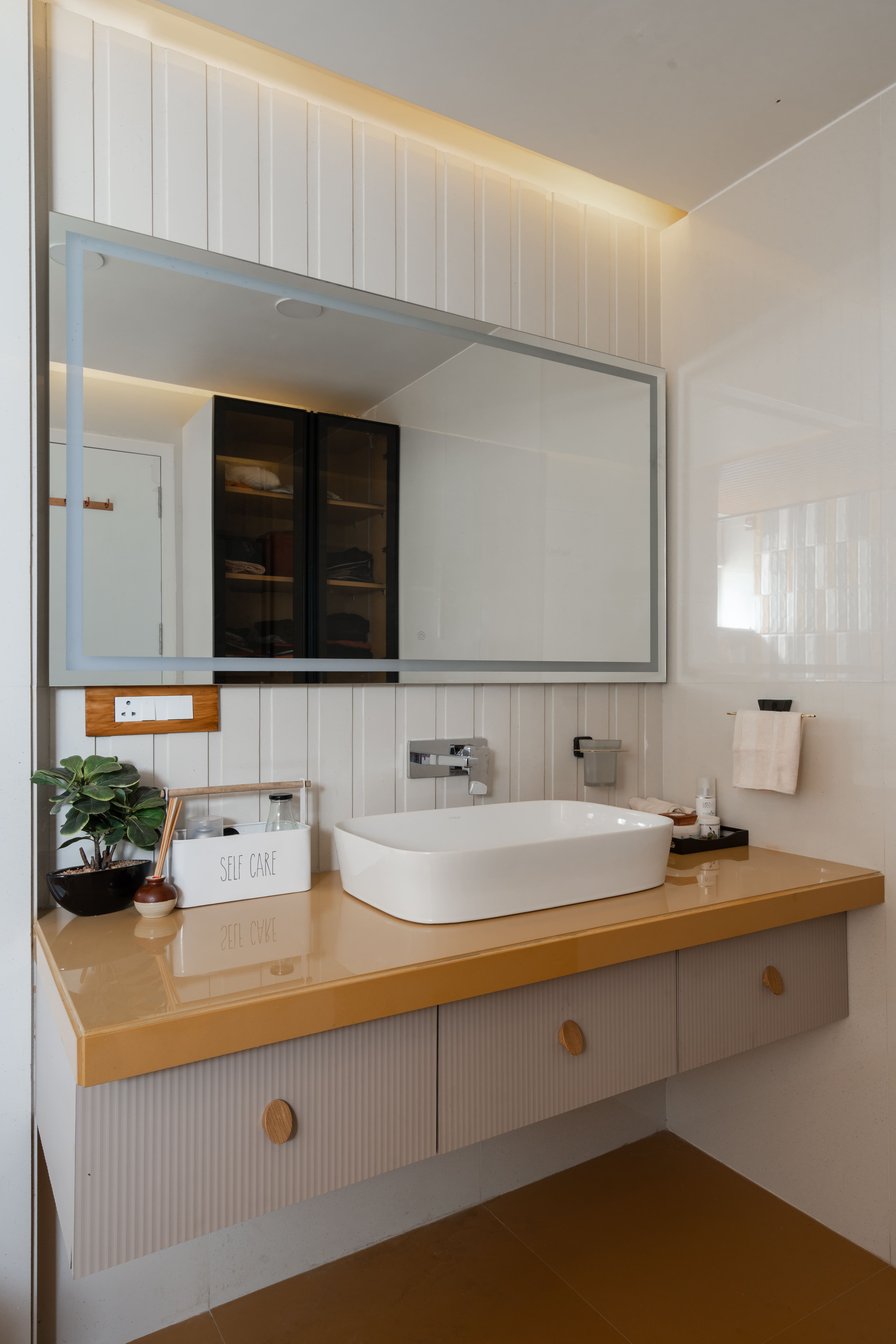 Idea 3958624: The Penthaus by Studio Pastels in Ahmedabad, India ...