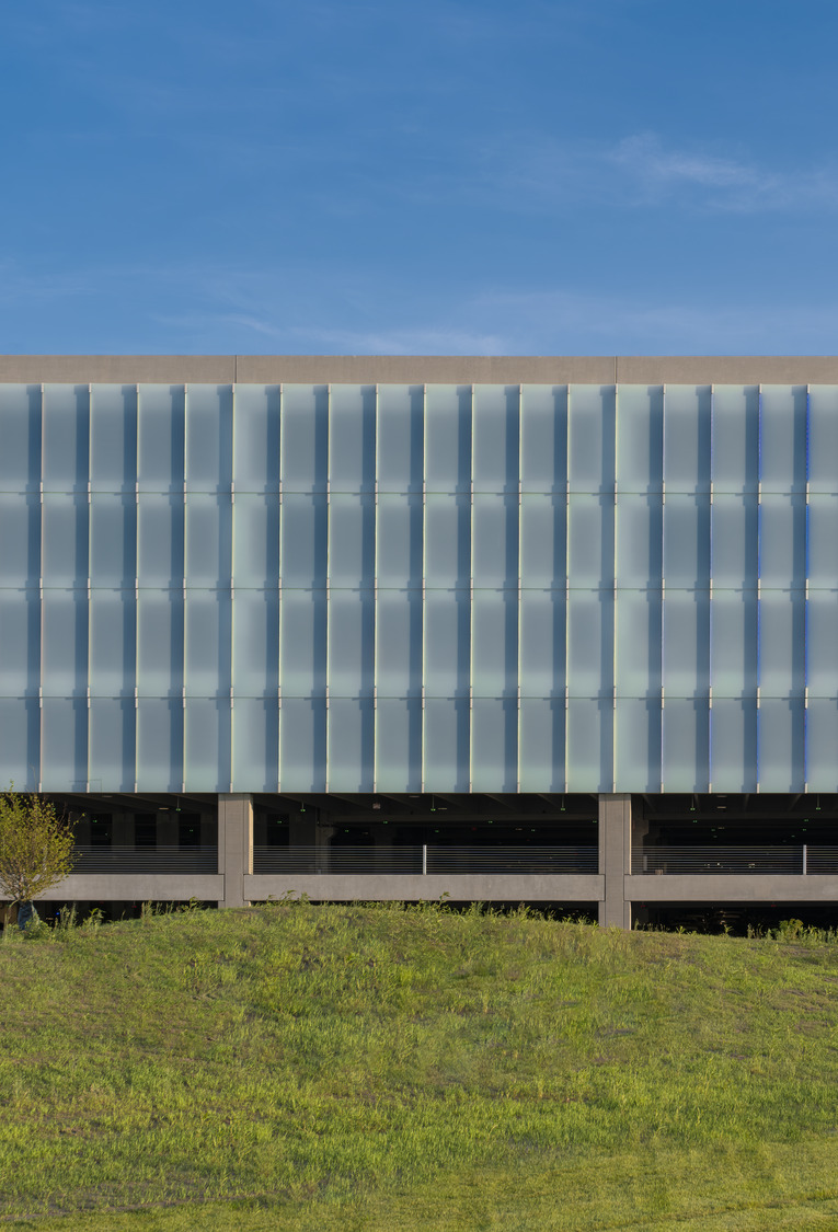 KCI Parking Garage by BNIM Architizer