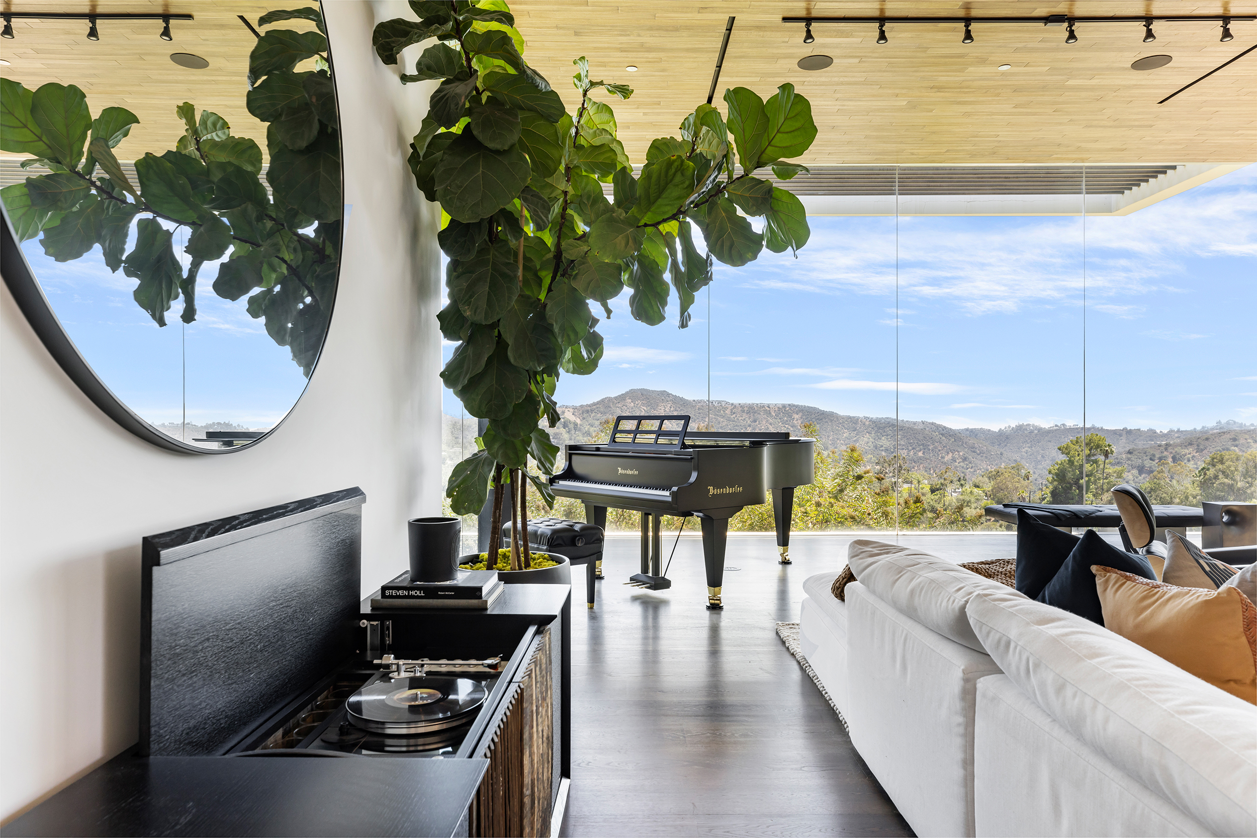 Benedict Canyon 2023 by Whipple Russell Architects - Architizer