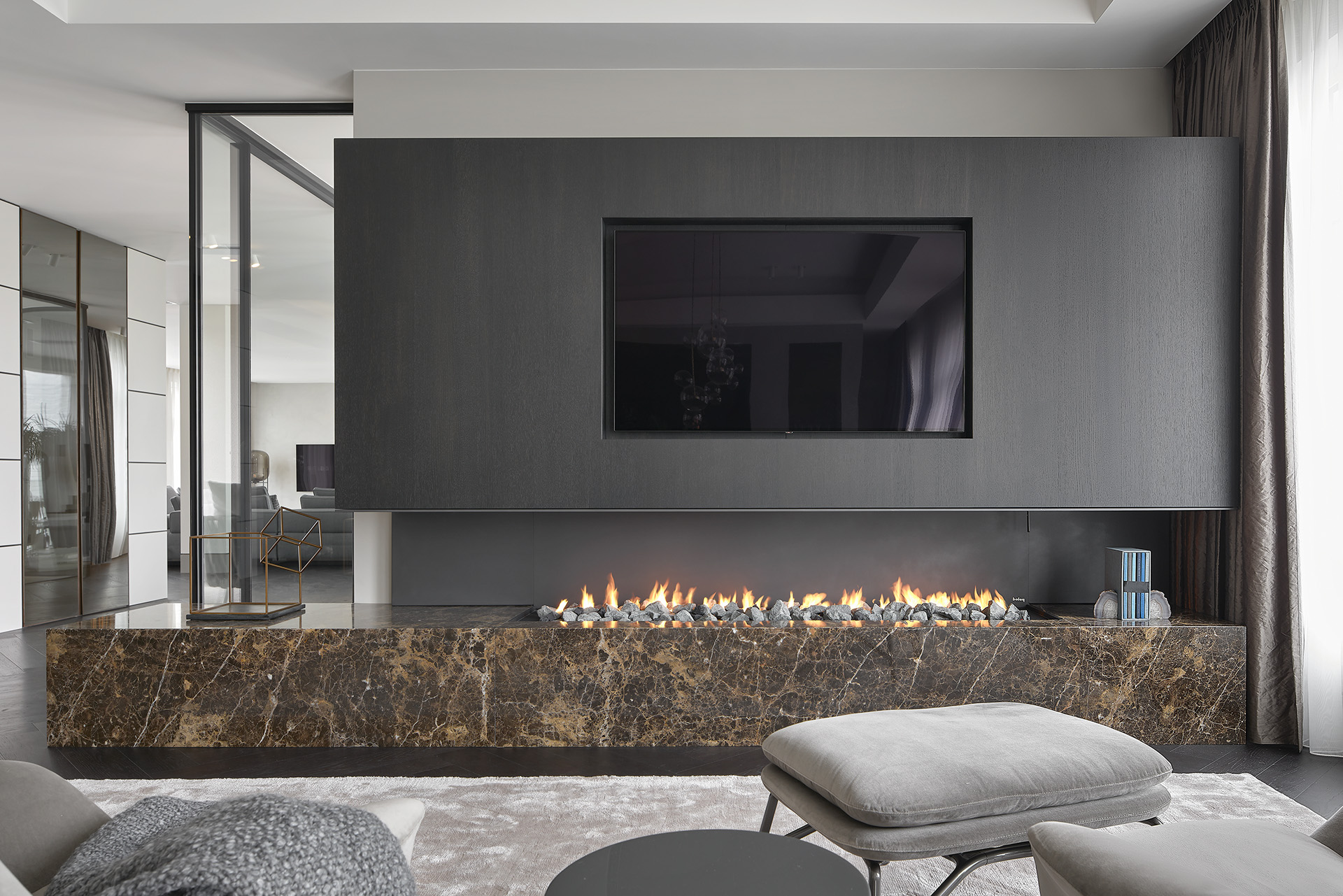 Picture of Riverside Penthouse: Luxury Penthouse Design | Elegant & Comfortable