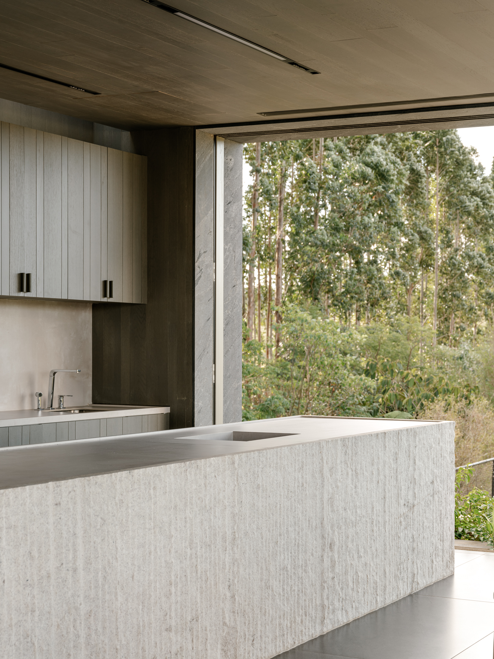 CCB House by Kiko Salomão + Tanaka - Architizer