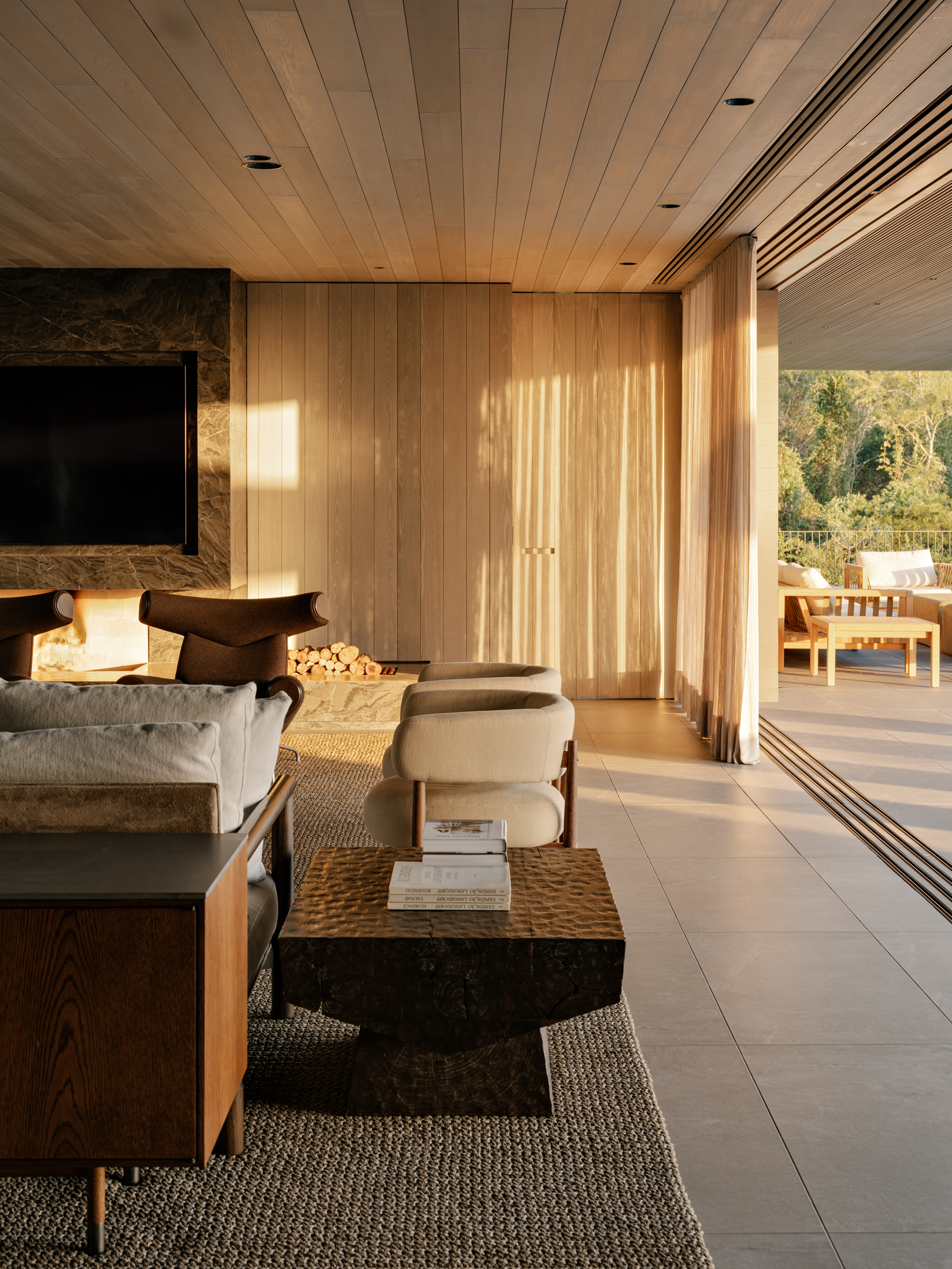 CL House by Kiko Salomão + Tanaka - Architizer