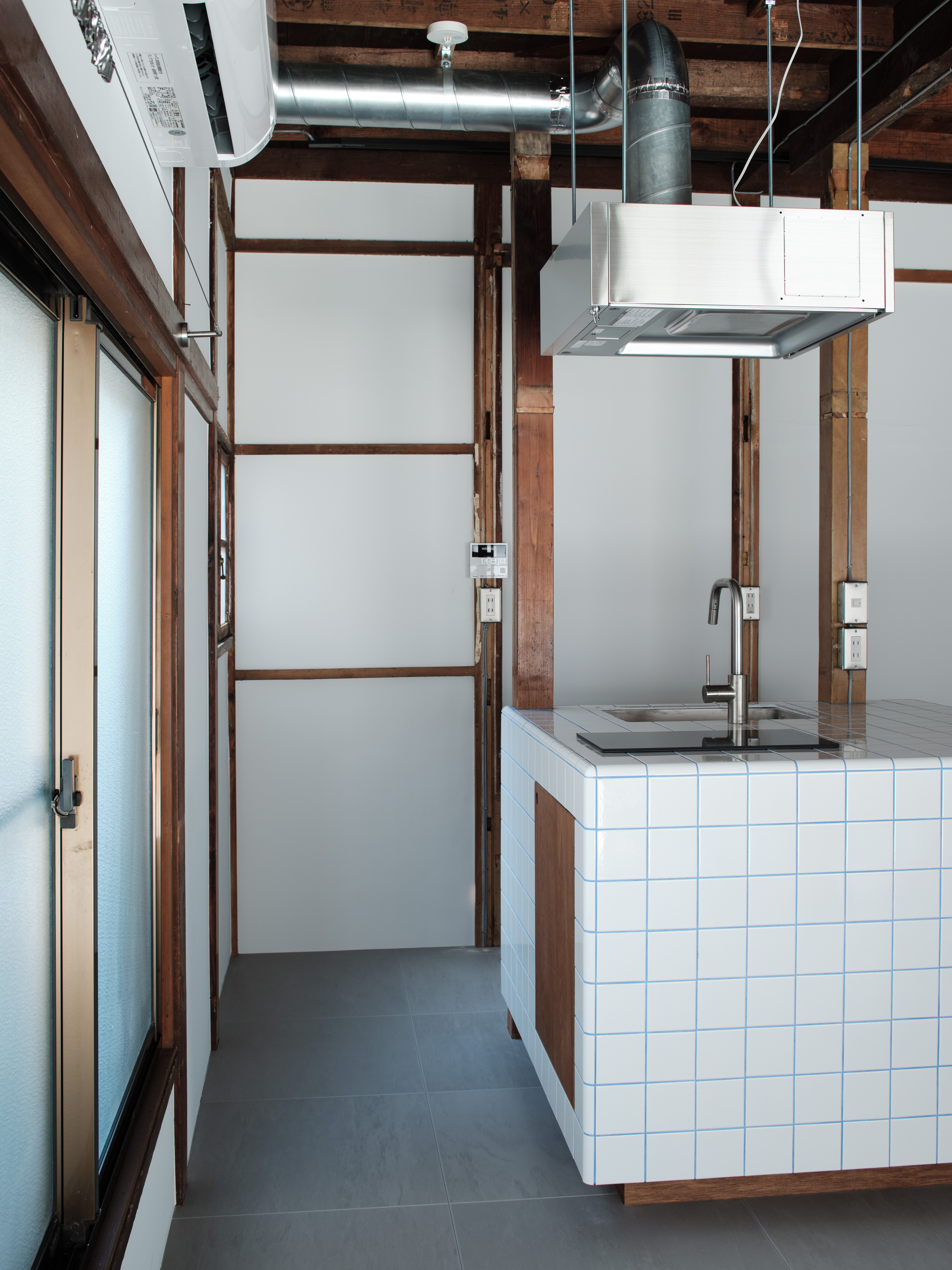 Ōmori House by Roovice - Architizer