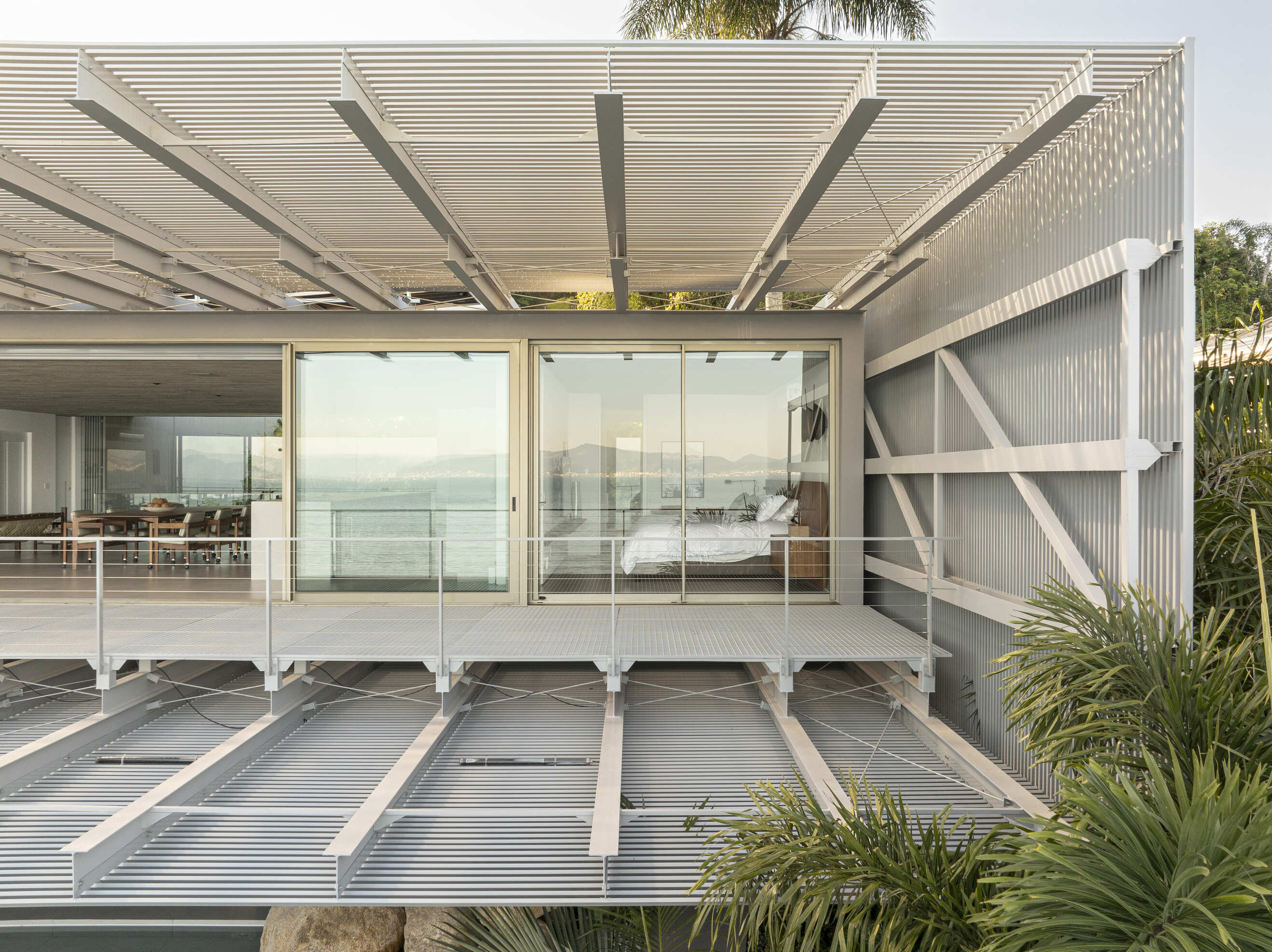 View of Ponte House by TETRO ARQUITETURA - Architizer