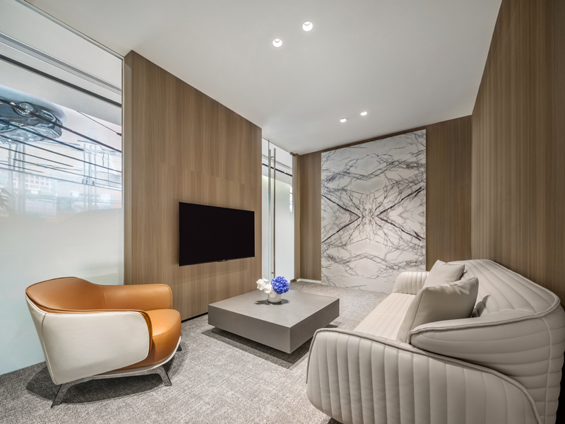 BYE DENZA flagship store in HK by Cityinno Architecture Design Co., LTD ...