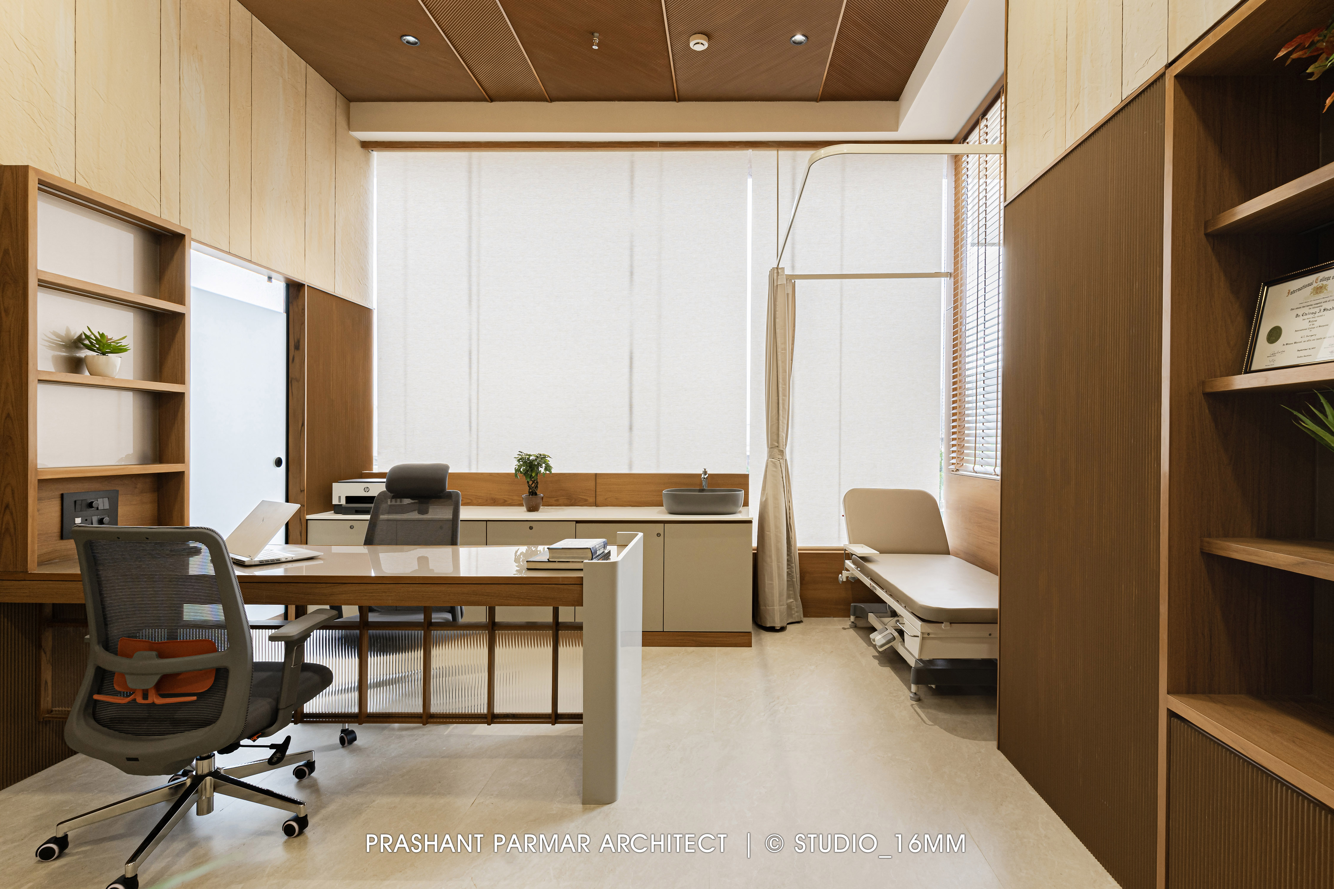 Modern Hospital Interior at Ratnanjali Solitaire by Prashant Parmar ...