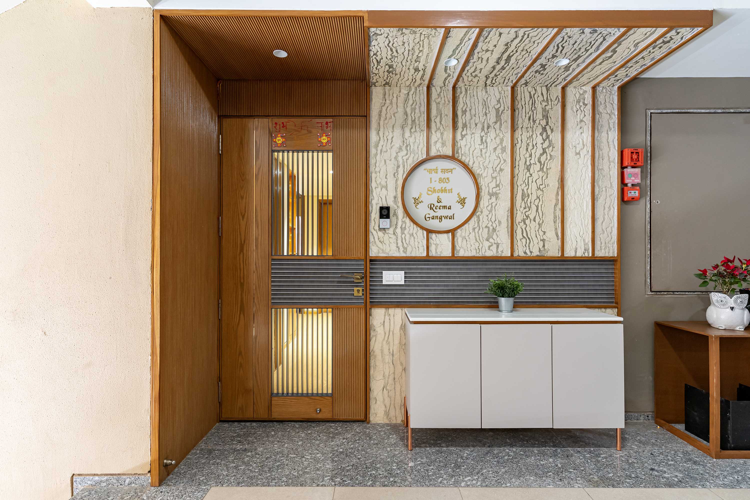 4BHK Elegant Interiors at Shilp Shaligram by Prashant Parmar Architect ...