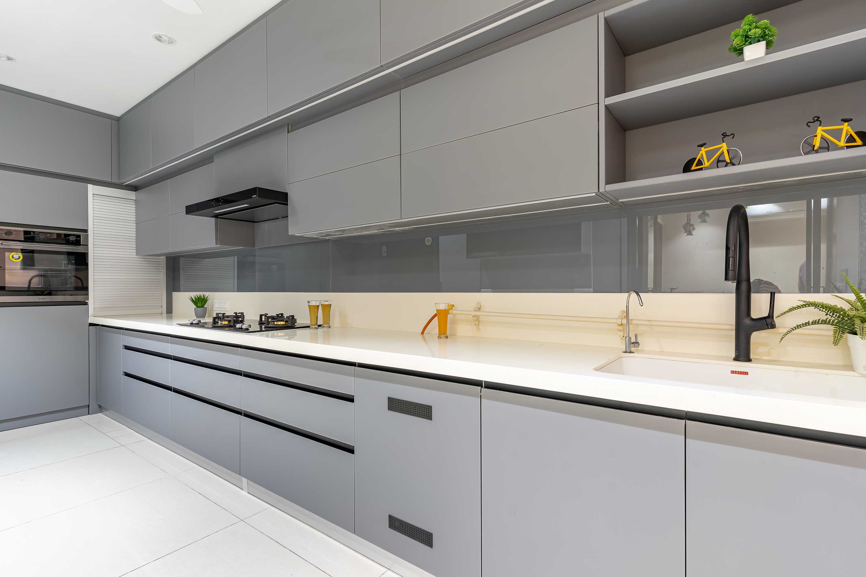 4BHK Elegant Interiors at Shilp Shaligram by Prashant Parmar Architect ...