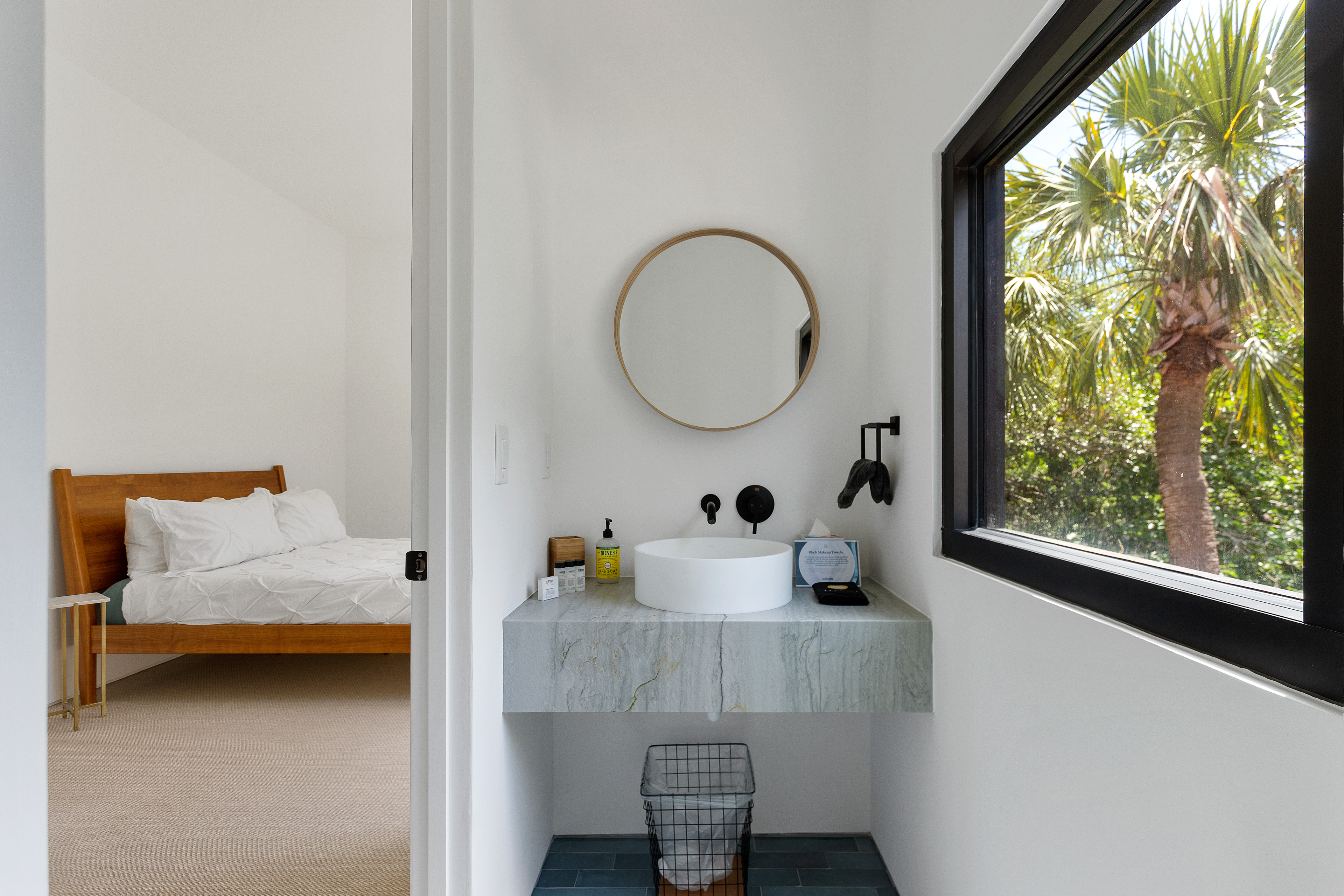MAKAI house by Kevan Hoertdoerfer Architects - Architizer