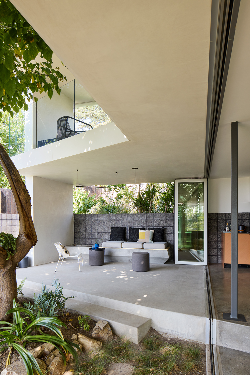 M.H. Lair, hillside residence by Claret-Cup - Architizer