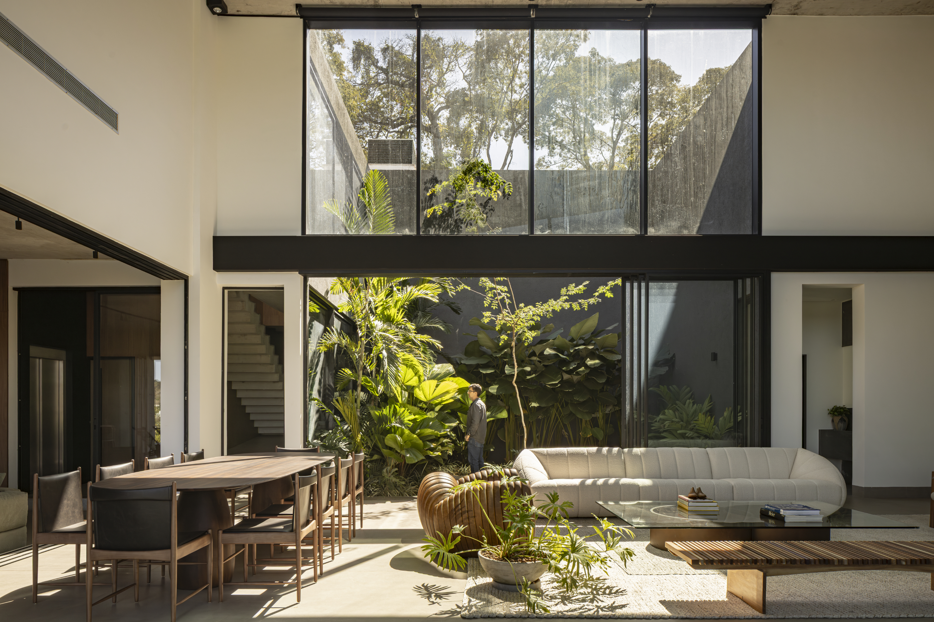 Idea 4348783: Concrete House by dayala e rafael arquitetos associados ...