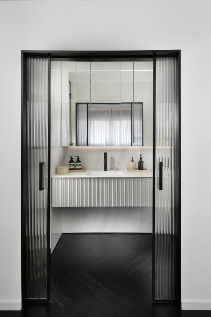 Stunning The Flexible Penthouse By Oron Milshtein image