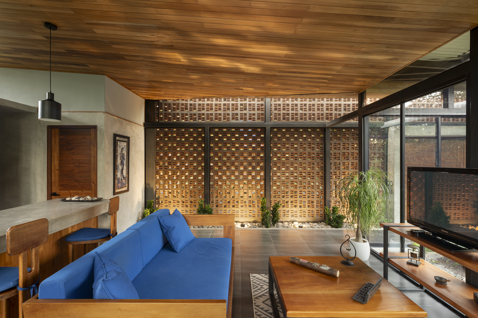 Residencia Chavarria by CARAZO ARQUITECTURA - Architizer