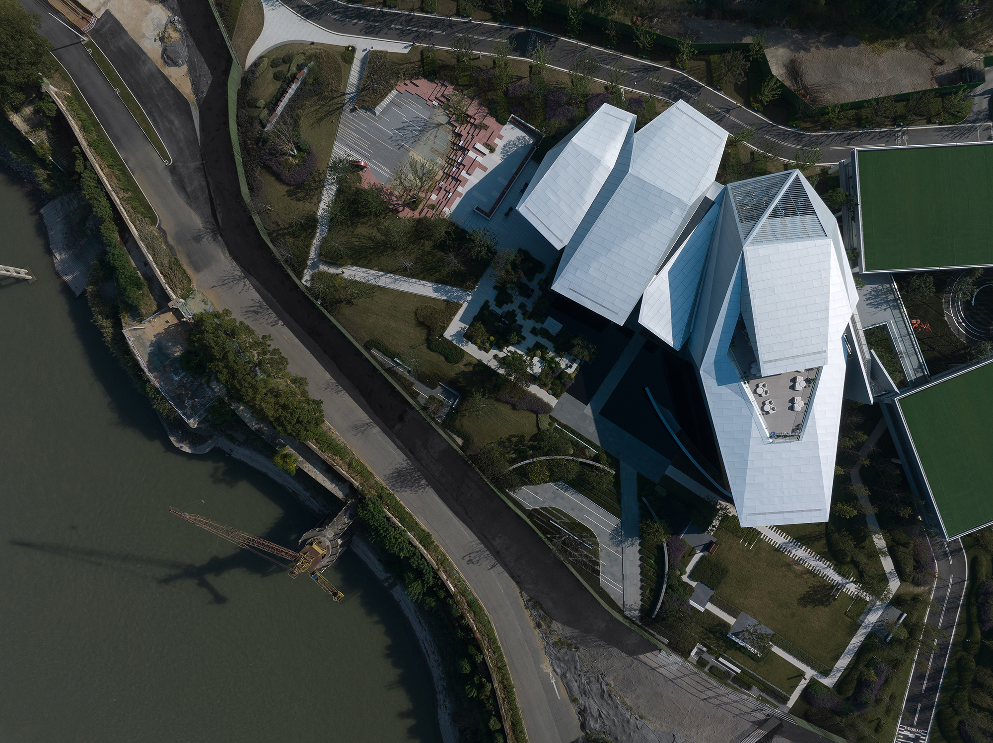 Wuhan Yangtze River Tiandi Exhibition Hall by ZEN Architects - Architizer