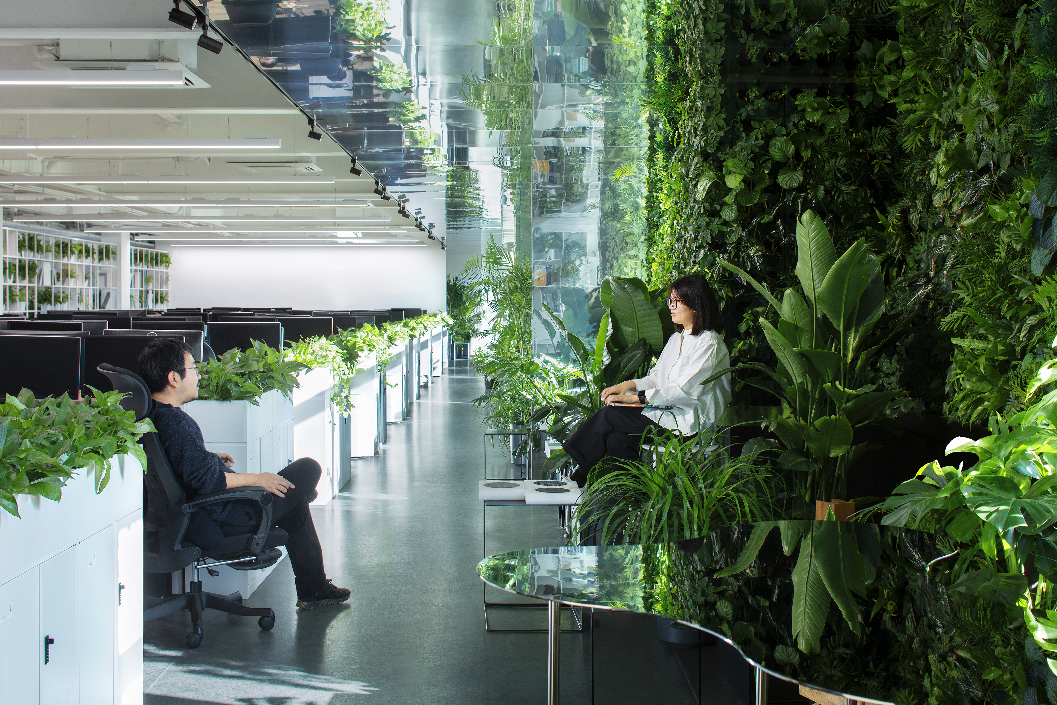 "Green Workspace" Low-carbon Office Renovation by Green Architecture ...