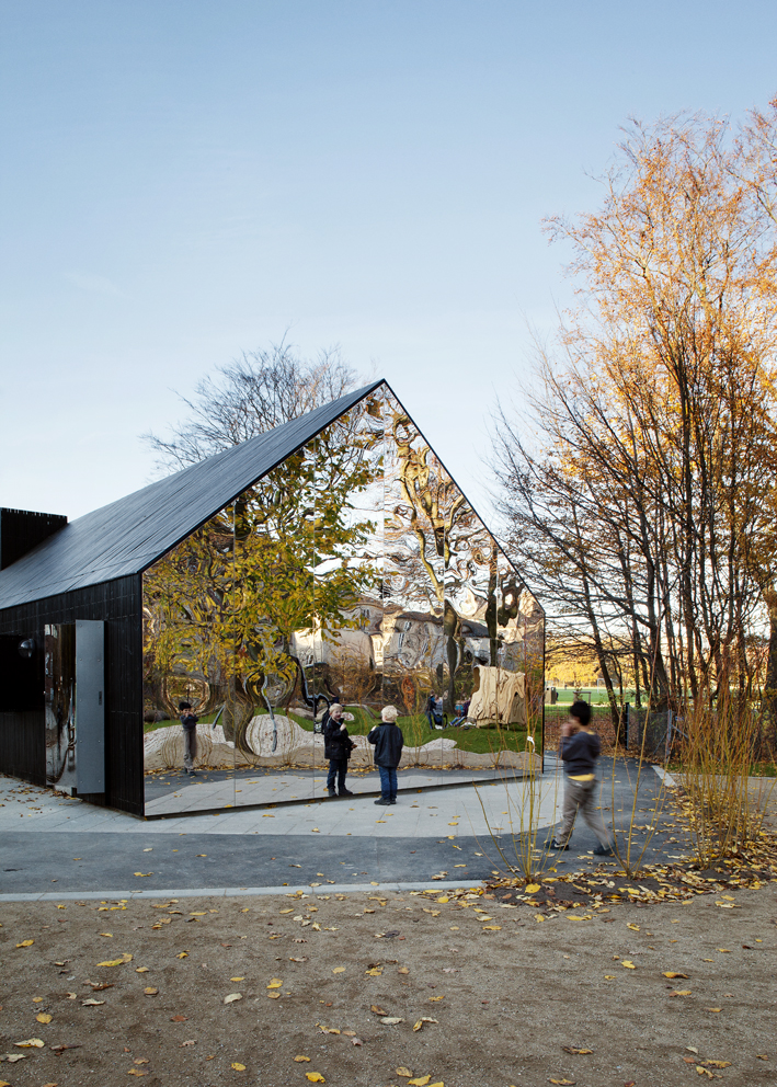 Mirror House by MLRP - Architizer