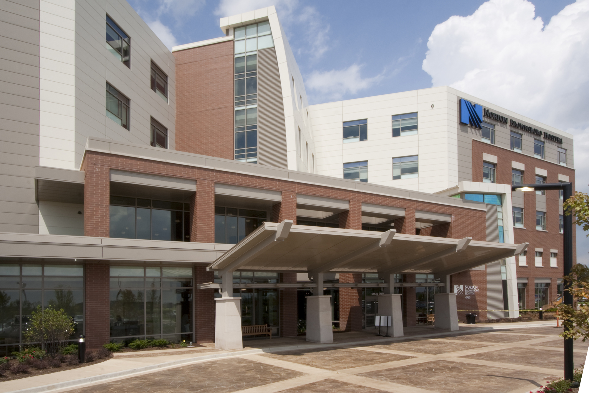 Norton Brownsboro Hospital by Karlsberger Architizer