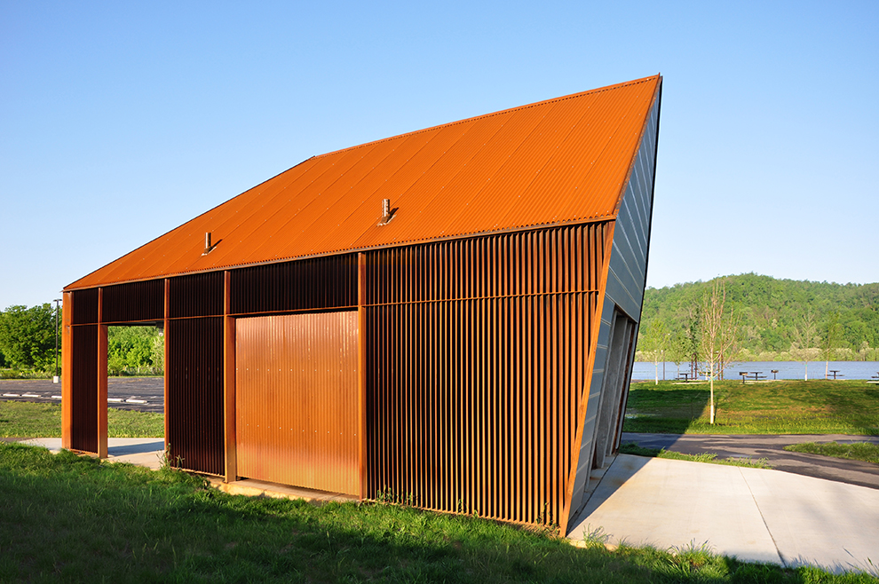 Riverview Park Visitor Service Building I by de Leon & Primmer