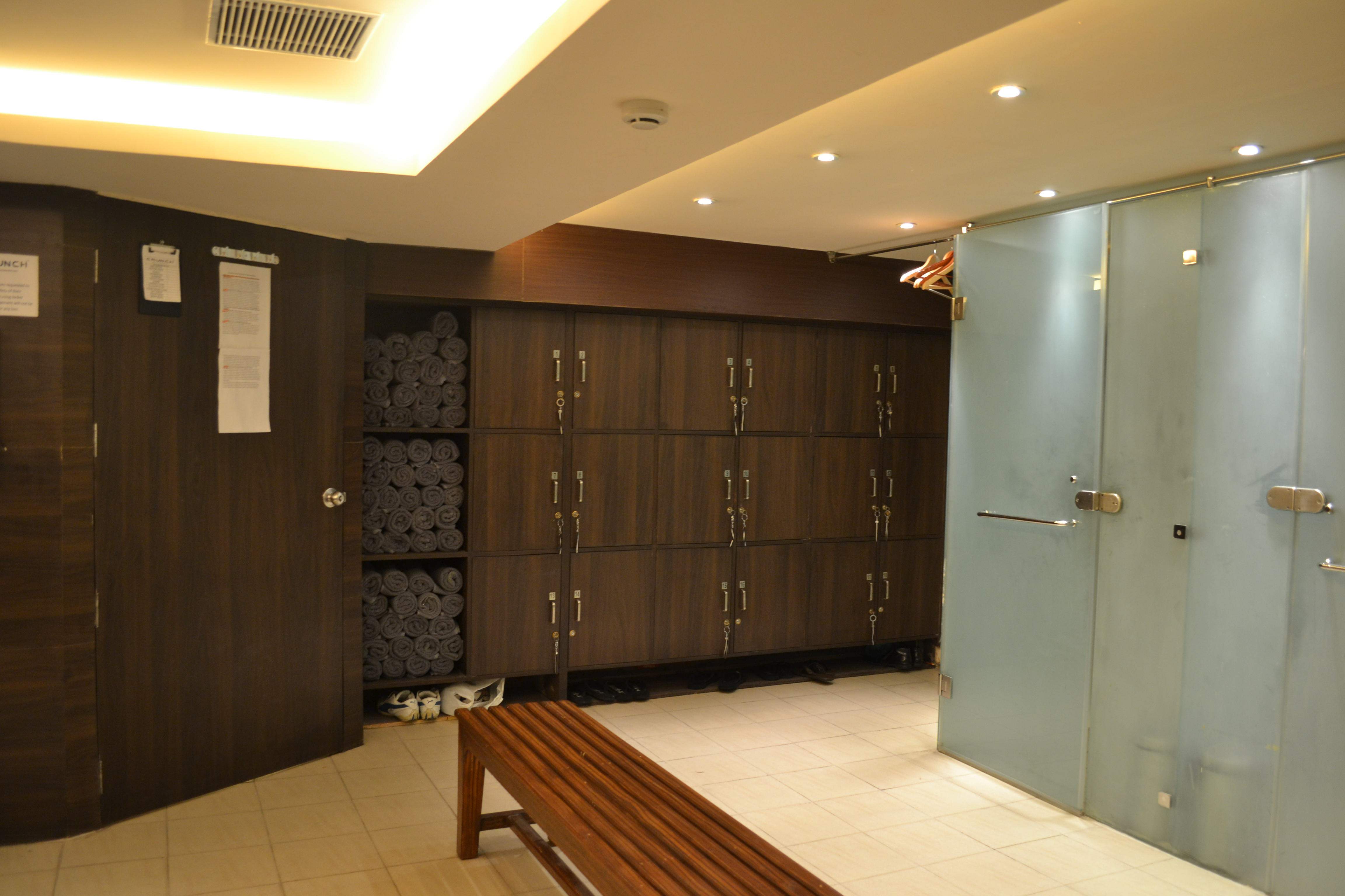 Crunch Gym - Architizer