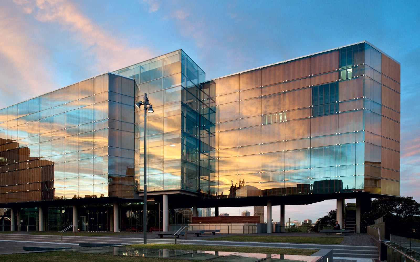 University Of Sydney Faculty Of Law, Library And Teaching Complex ...