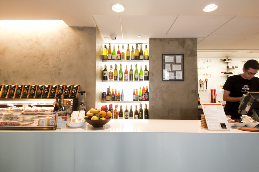 Fonte Cafe & Wine Bar - Architizer