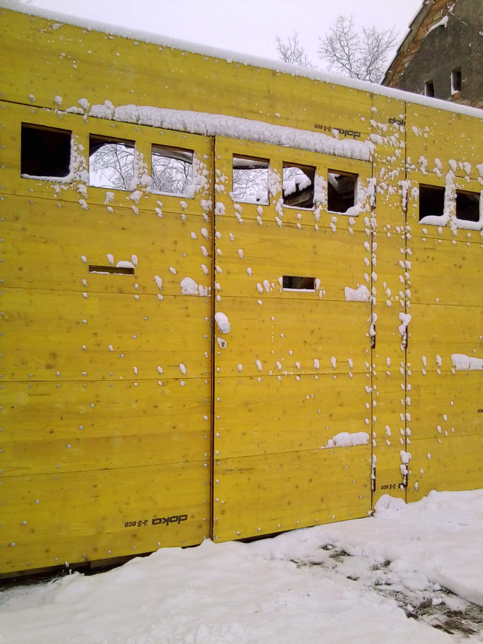 Yellow Gate Architizer