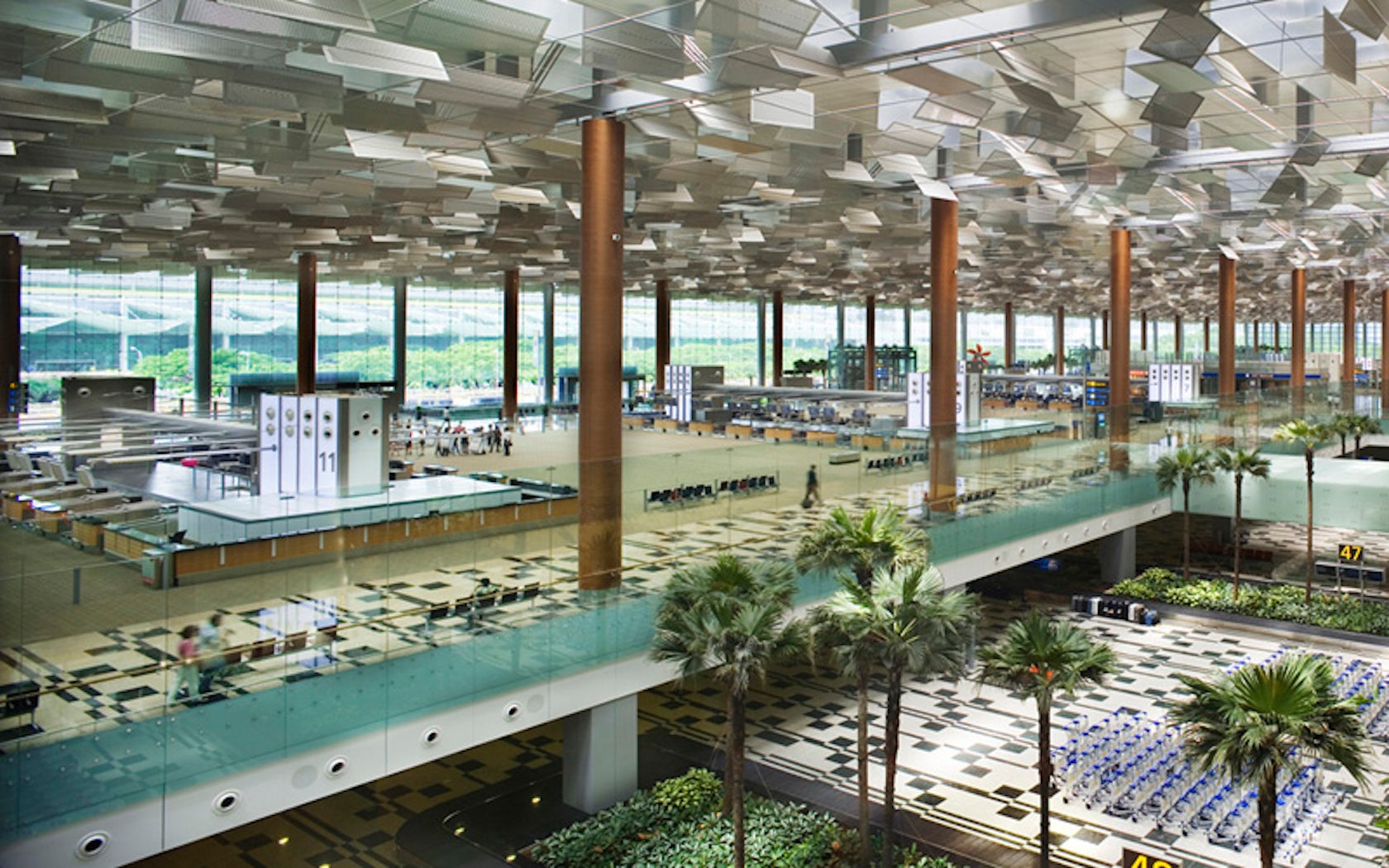 File:Ceiling of Changi Airport T3.jpg - Wikipedia
