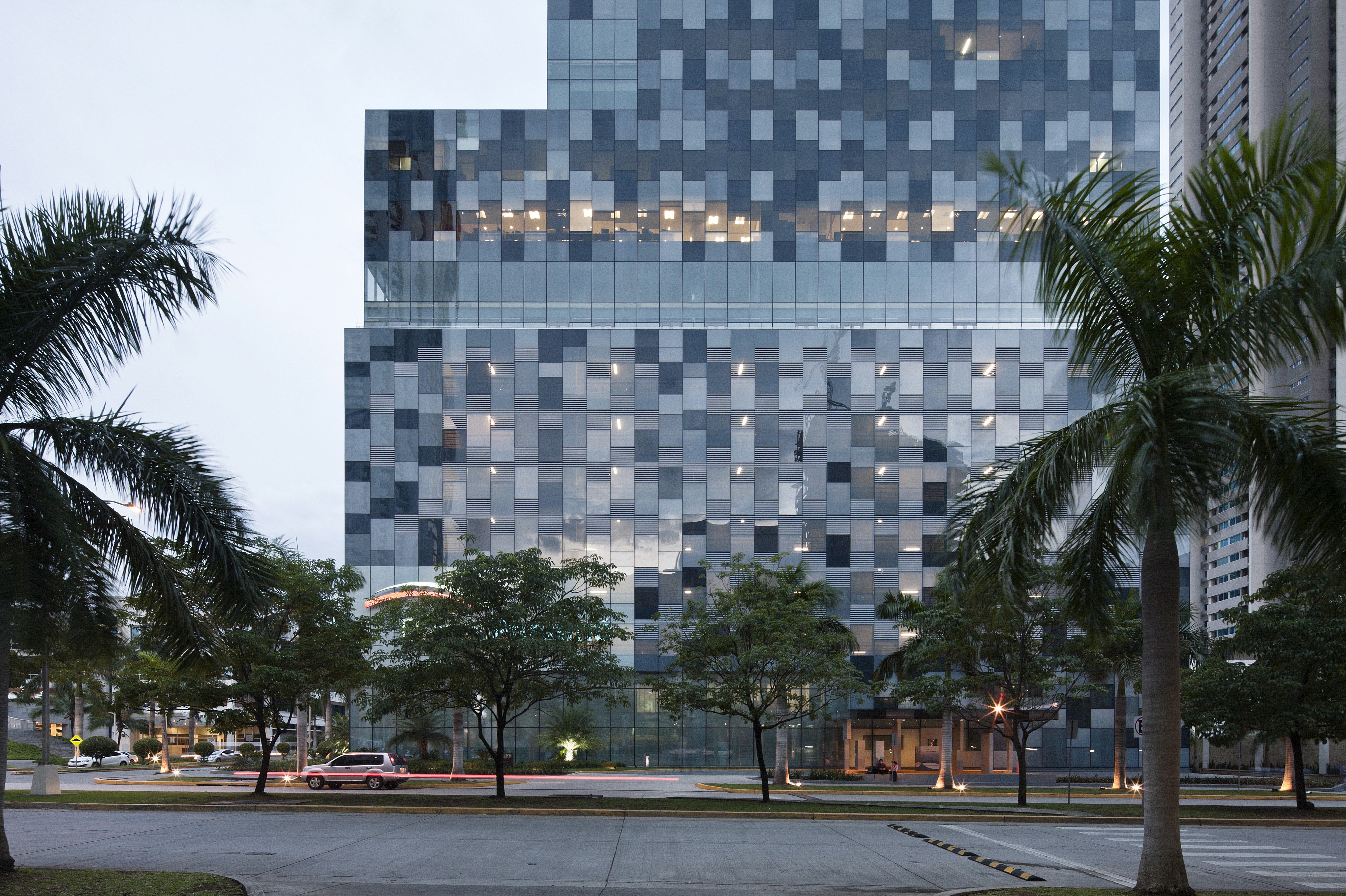 Bank of Panamá Tower Architizer