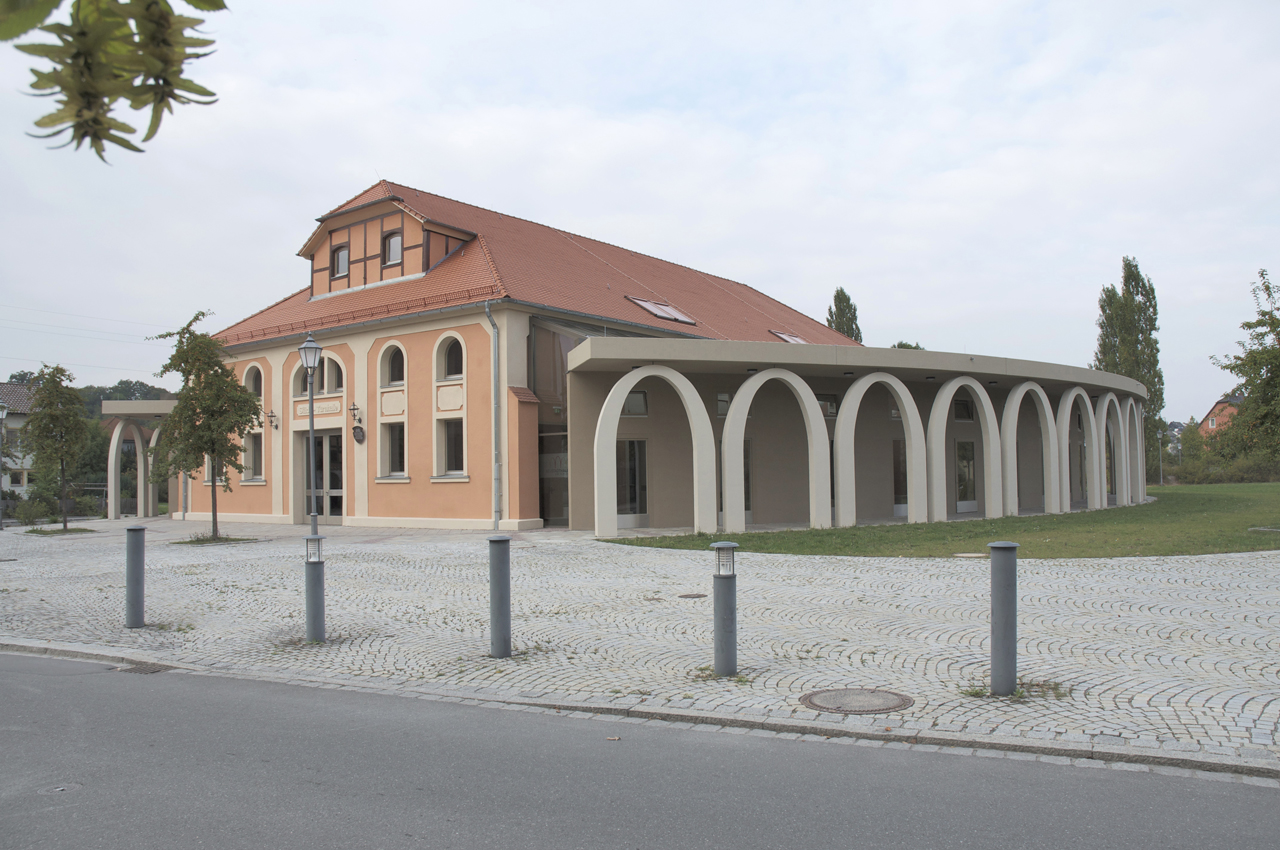 Kultur und Bürgerforum Neustadt by Wurlitzer Architekten Architizer