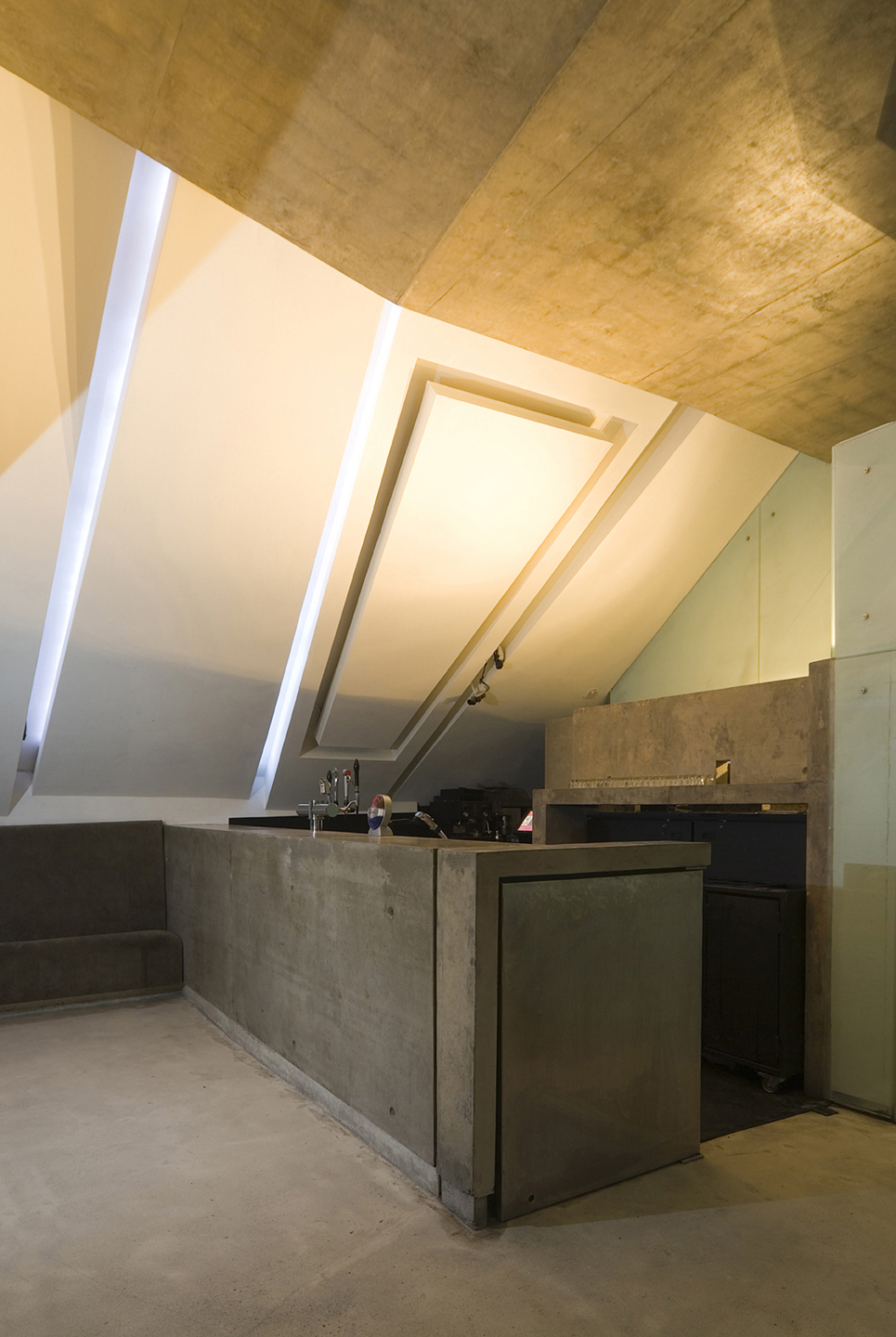 Egans Juice Bar and Roof Terrace by Architecture 53seven Architizer