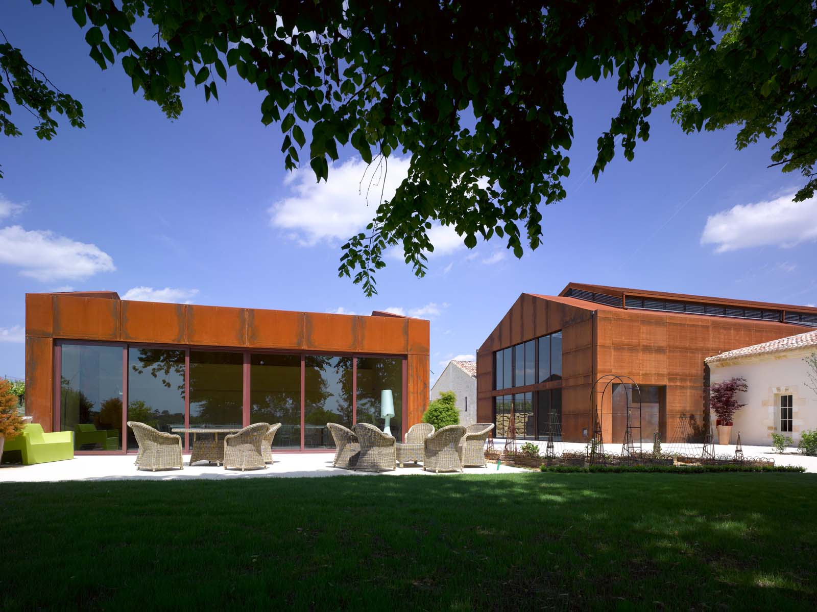 Chateau Barde-Haut winery by Nadau Lavergne Architectes - Architizer