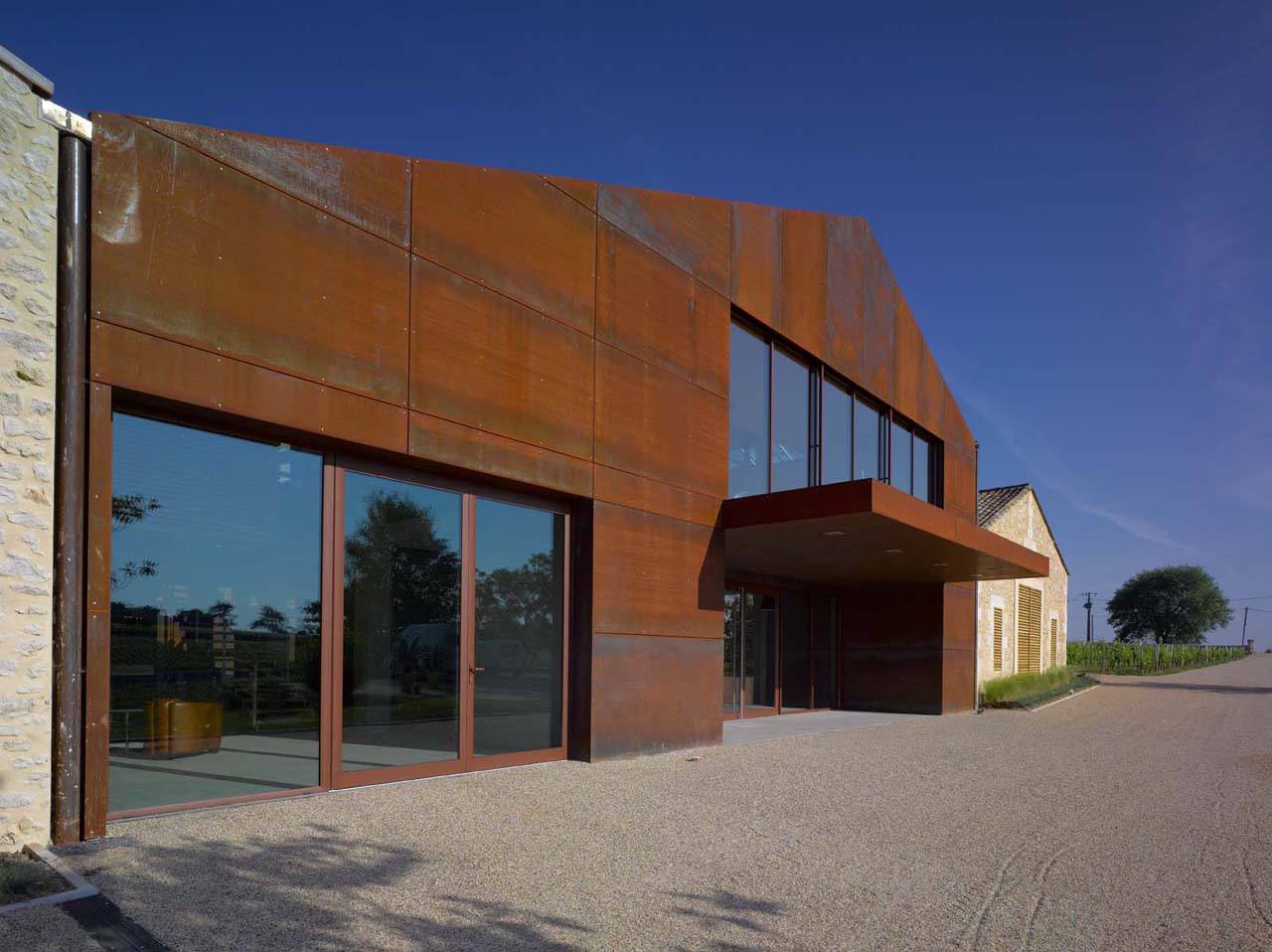 Chateau Barde-Haut winery by Nadau Lavergne Architectes - Architizer