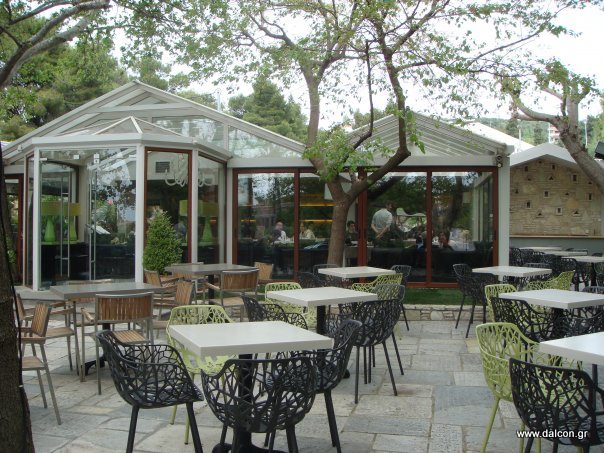 best friends cafe Architizer